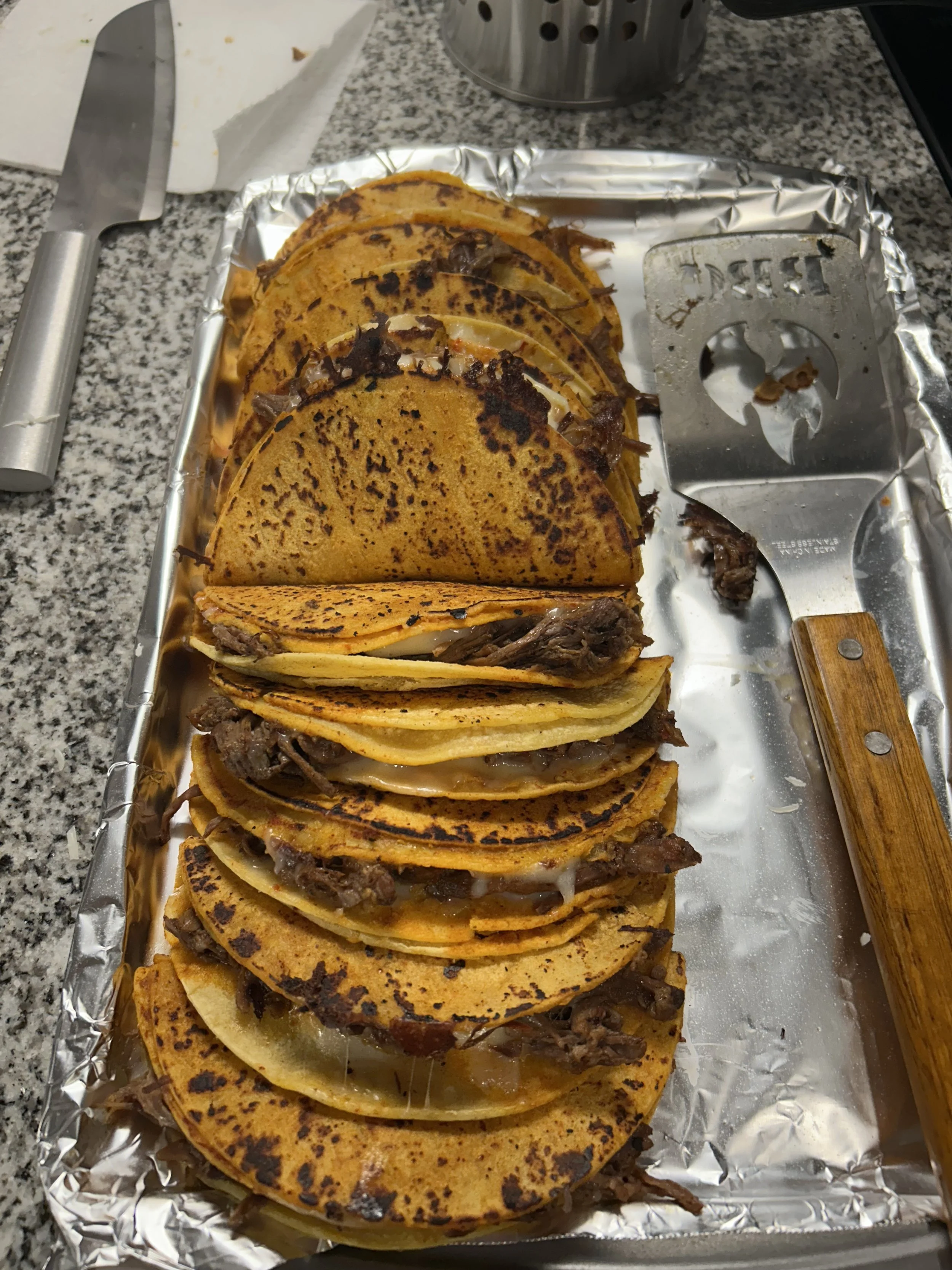 Quesabirria de res tacos