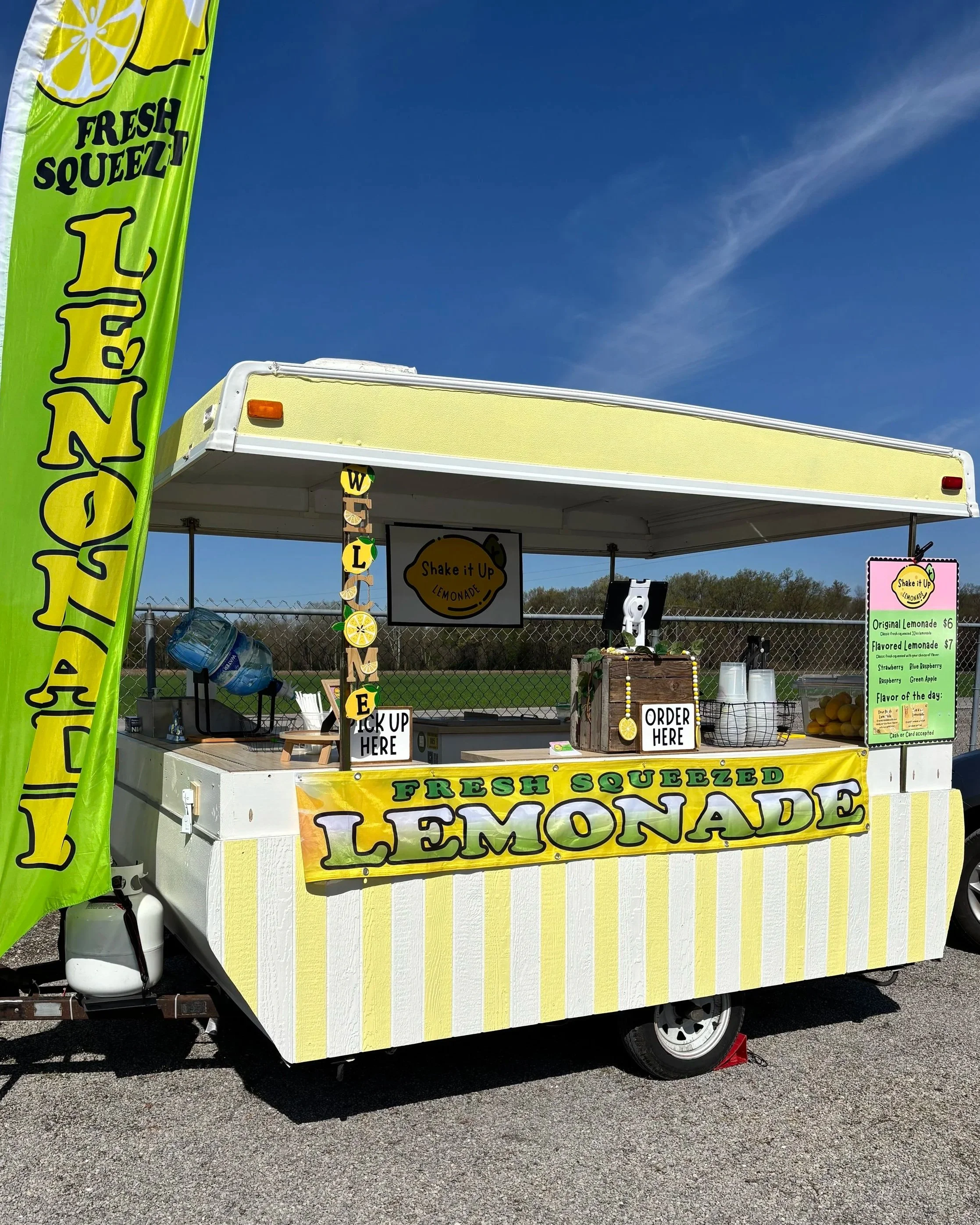 shake It Up Lemonade mobile drink trailer serving fresh squeezed lemonade at Parrans Greenhouse in Ida, Michigan