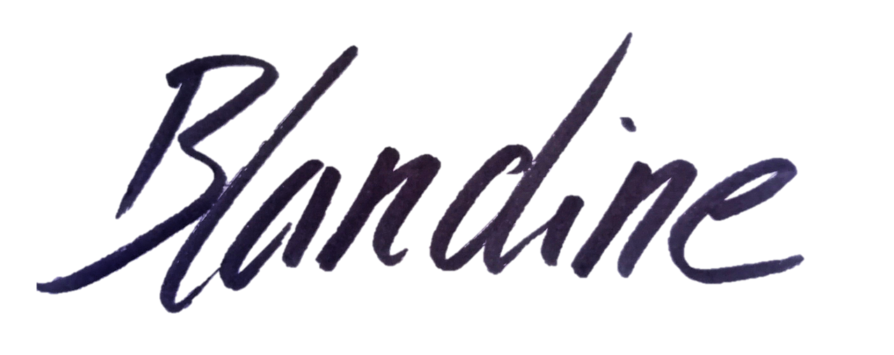 La signature 'Blandine' écrite à la main en lettres stylisées et en relief.