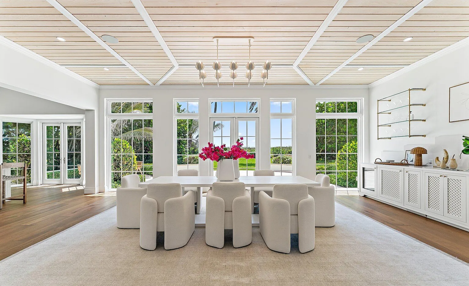 stunning dining room