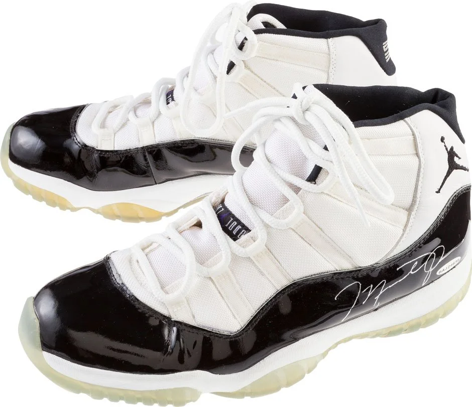 Jordan 11’s - Lightly used tuxedo