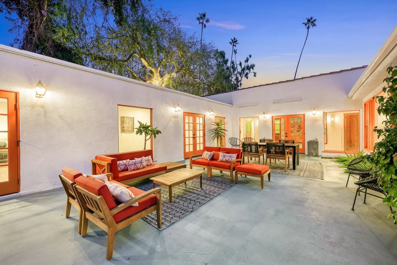 Center Courtyard vibes. Coming soon in Altadena. 

5/3 Artists compound that is sure to dazzle and spark major joy!
-
@haynes_group