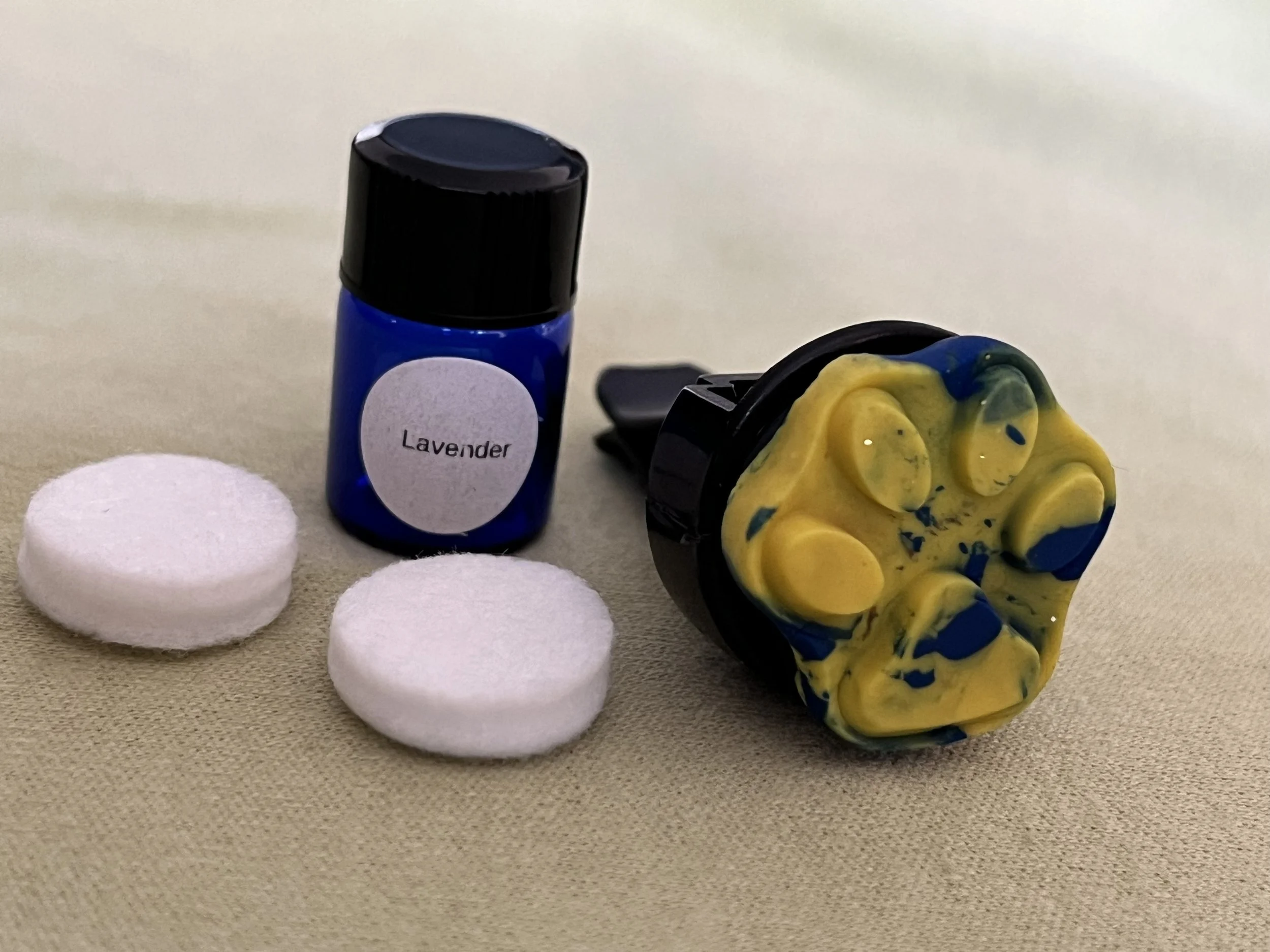 Paw Print car vent air freshener refillable