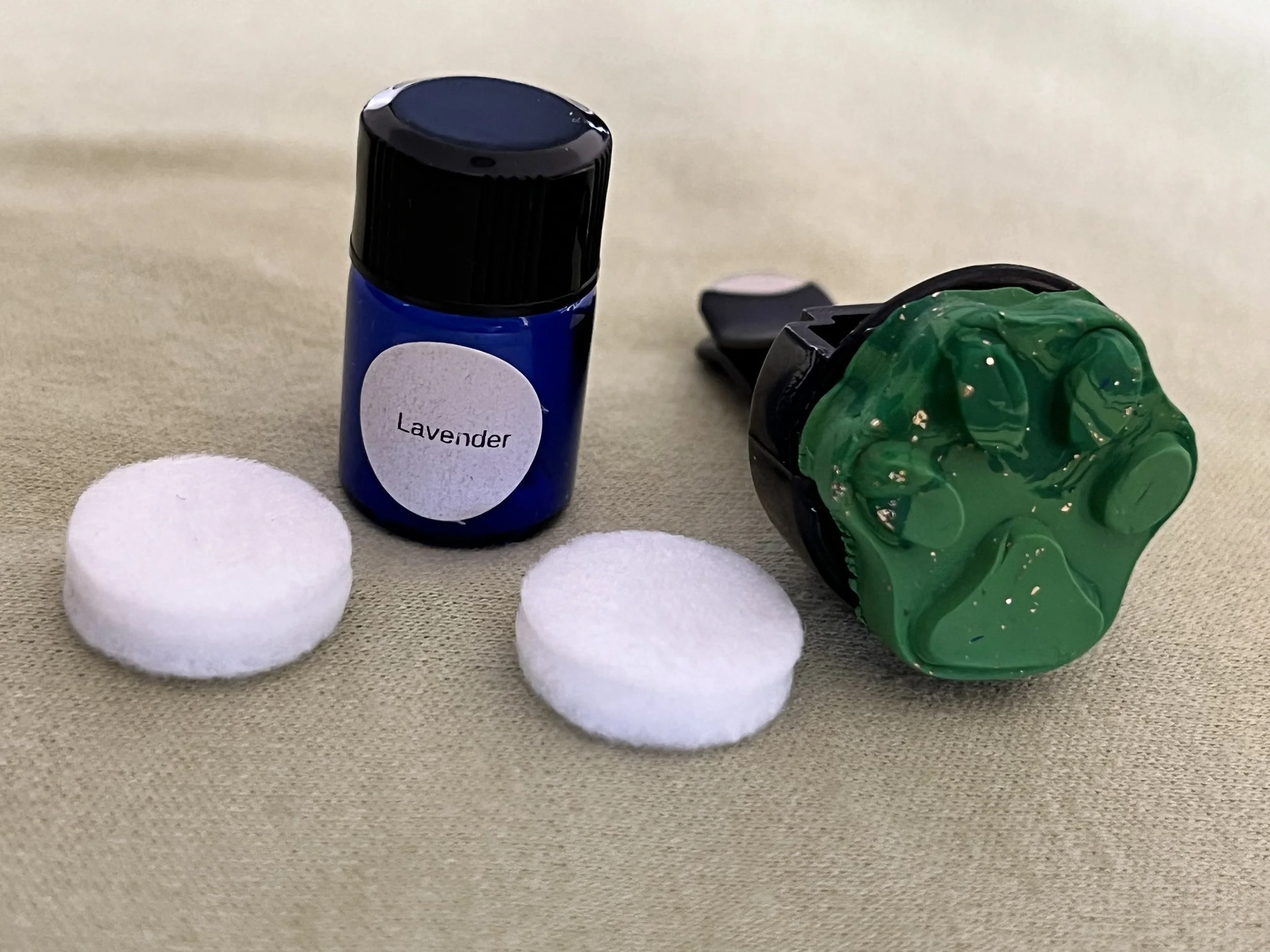 Paw Refillable Car Air Freshener-Green