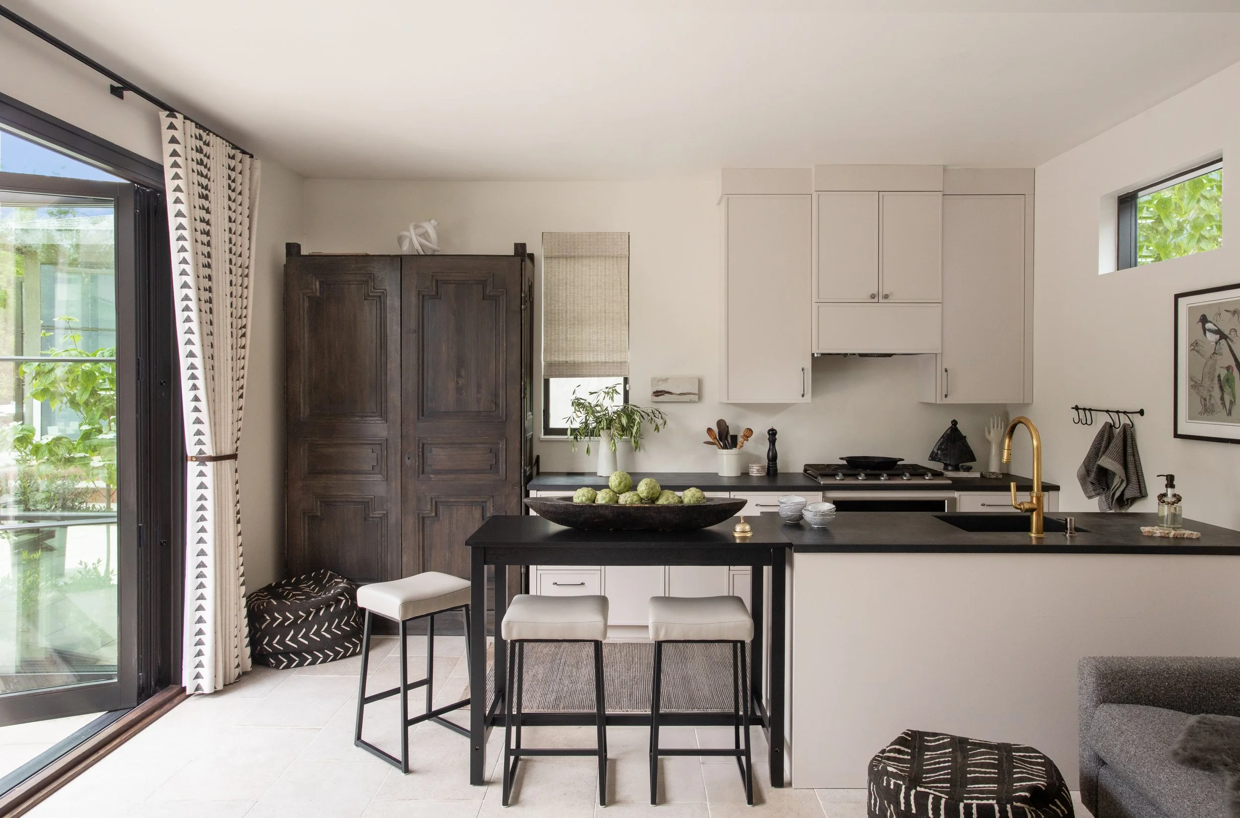 042525Langdon_AllieJanesDesign_EileenRochePhoto_19 copy.jpg
