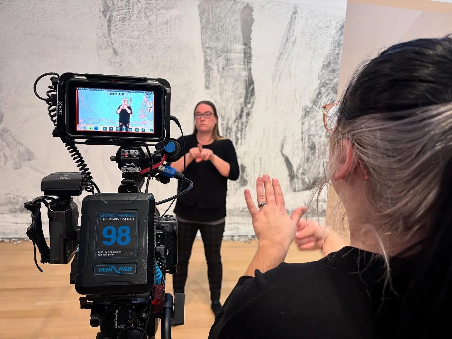 Really enjoy these sessions with @heritageinterpreting making ASL tour videos for THE GUND at Kenyon College.