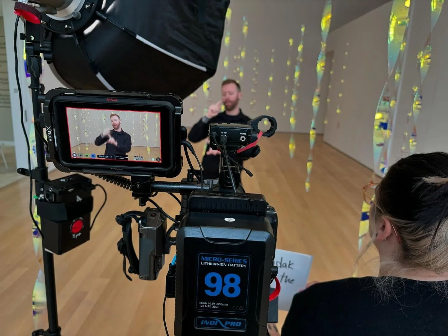 Some amazing work is on display over at @gundgallery at @kenyoncollege. This setup was from an #ASL video shoot designed to bring some accessibility options to visitors of the gallery. A great team from @heritageinterpreting helped us knock this out 