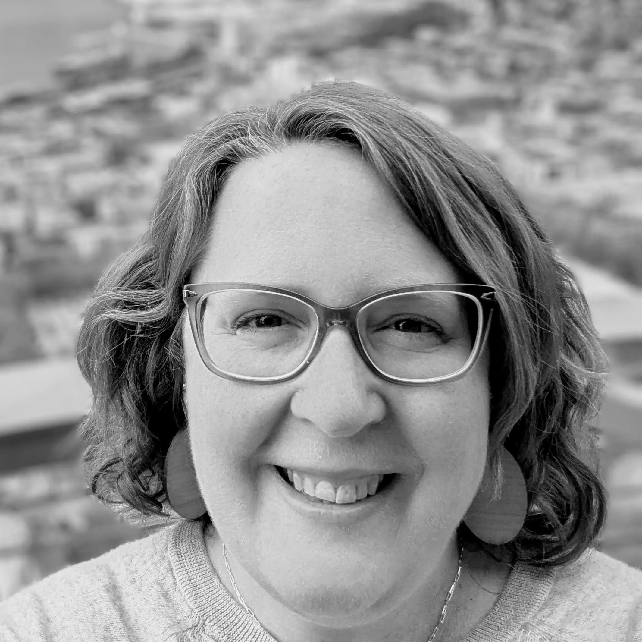 Founder of Cultivating Multiliteracy, expert in dual and heritage language program development.