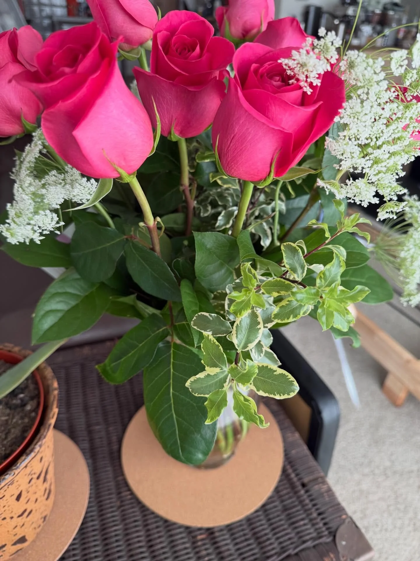 Roses and a living room Pilates studio? Yes. 😜🤗🌺🌹#reclaimpilatesbycarissa  #pilates #purpose