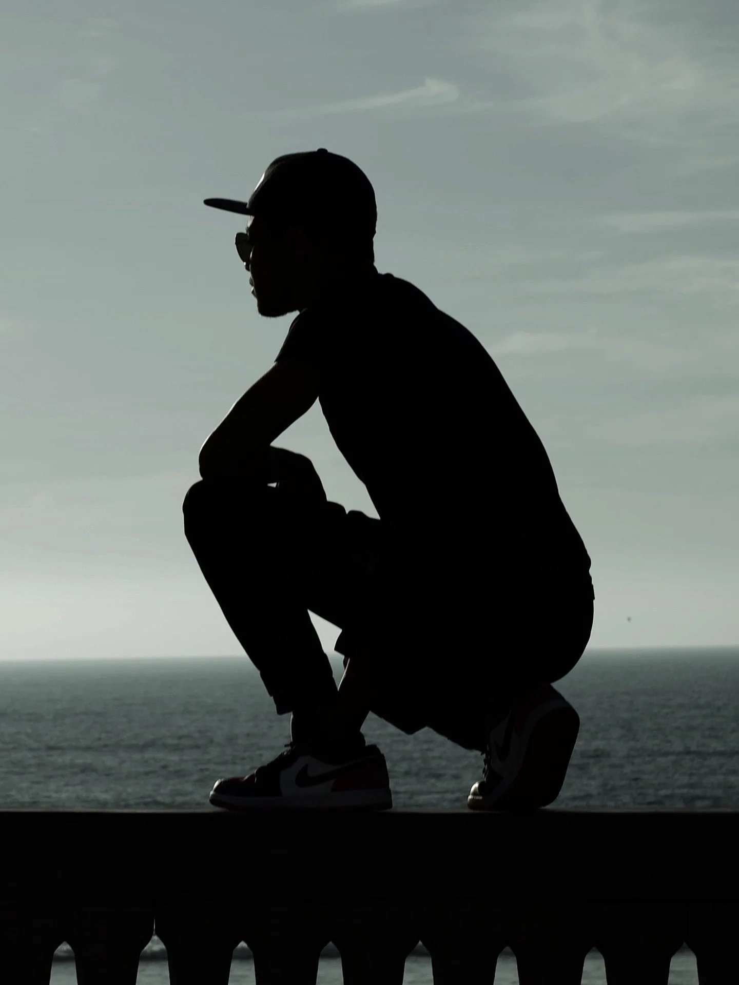 Hit pause sometimes. Don&rsquo;t rush through life.
&bull;
Photographer: Michael Moore with @mtjm.media 
Model: @modern_ninja232 
&bull;
www.mtjmmedia.com
&bull;
&bull;
&bull;
&bull;
&bull;
#beach #trending #photographer #dallasphotographers #losange