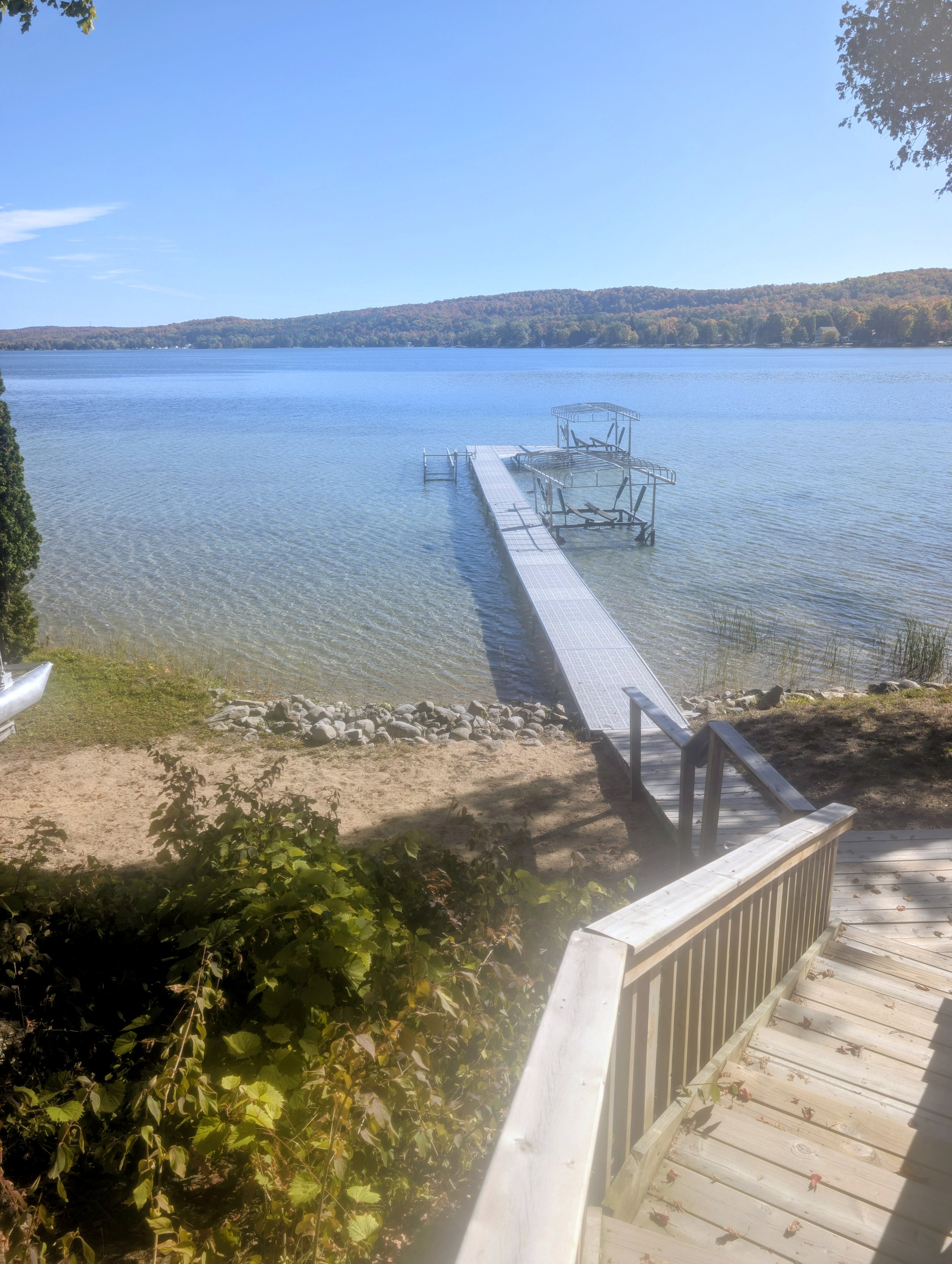 Twin Bay Dock on platte lake with pontoon hoist and boat lifts