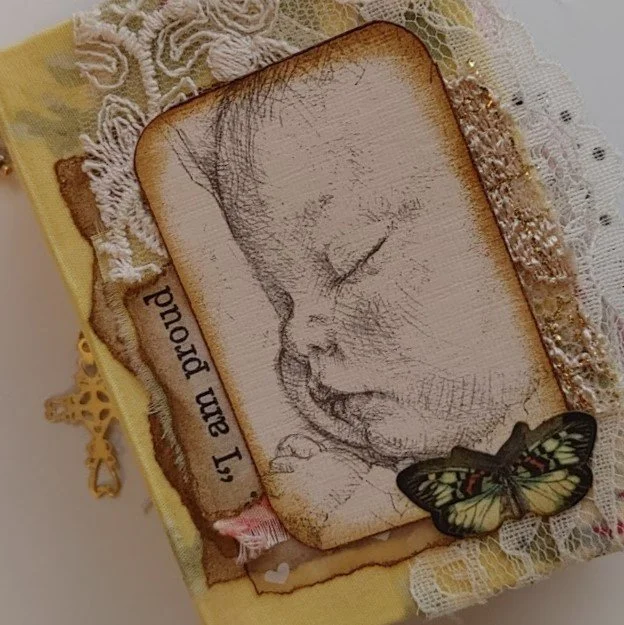 Video – Sunday’s ART of Truth – Je’Taime Mama Journal Flip Through – 9-19-21