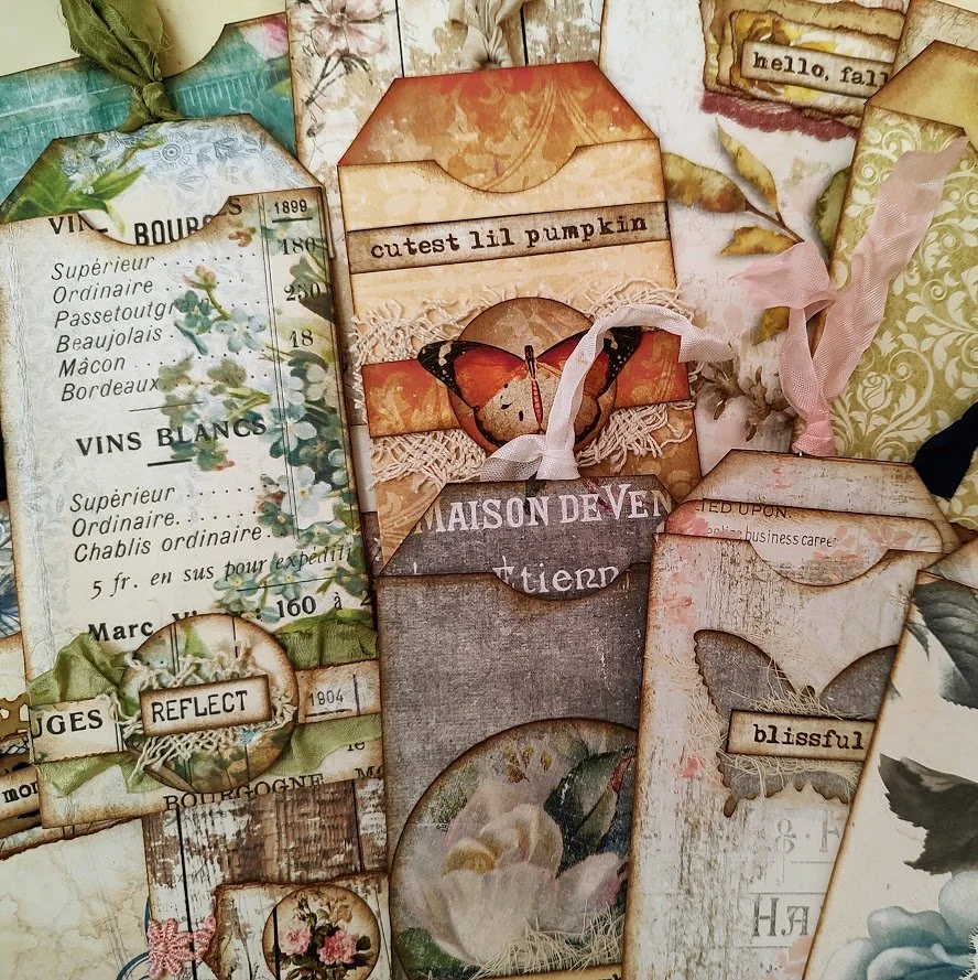 Video - Nifty Hidden Paperclips Tag Pockets - Inspired by Gi Kerr