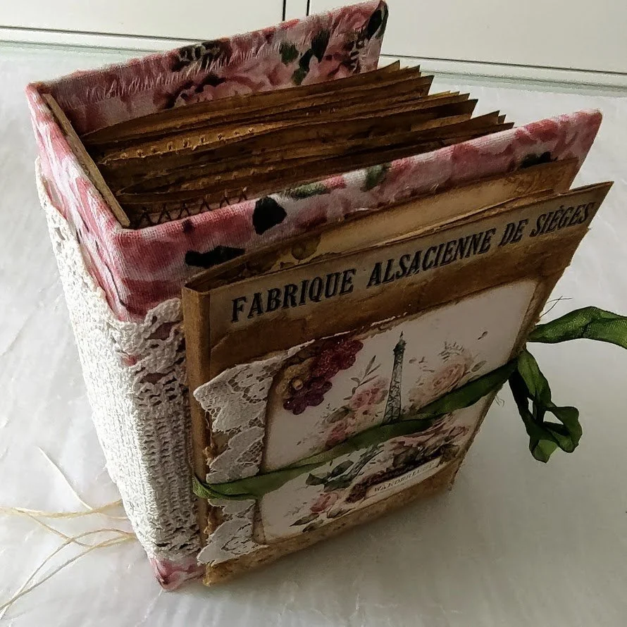 Video - How to Add a Hidden Spine - Shabby Travel Journal