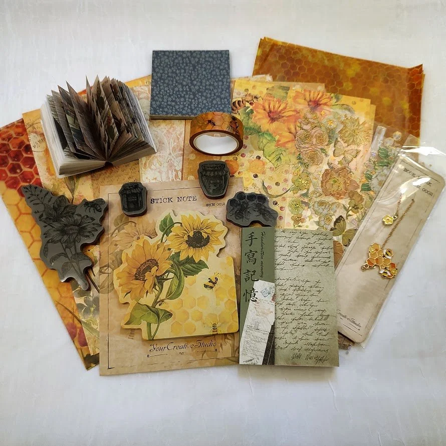 Video - Unboxing Bee Themed Box - March 2023 - https://ycvstudio.com