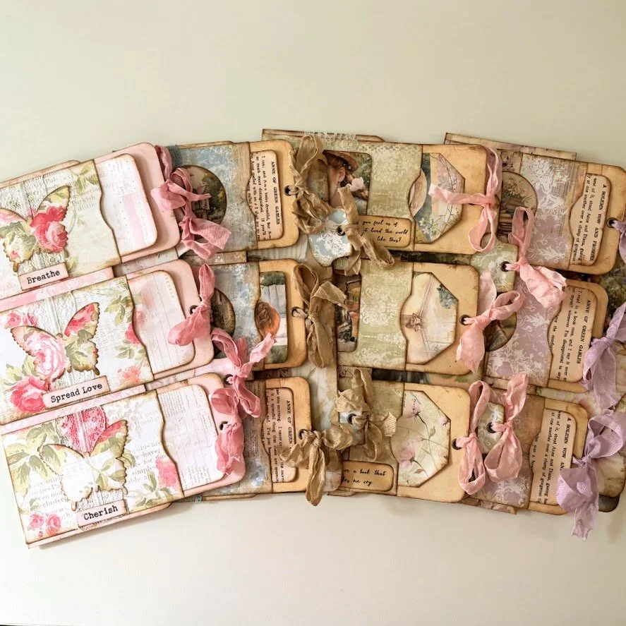 Video- Triple Belly Band Pockets with Hidden Journal Space|Perfect for Junk Journals!