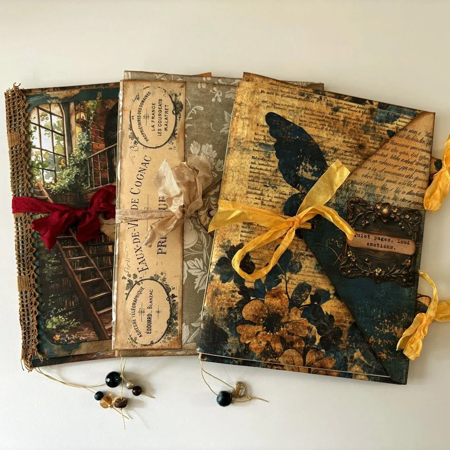 Video - Wrap Around Signature Envelope Folio | Grungy Library Lap Book Journal