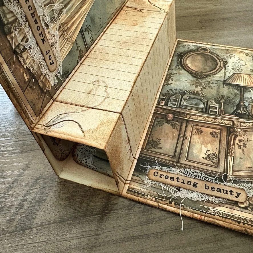 Video - SUPER Interactive Center Spread | Side Pockets &amp; Journal Cards | Page Ideas Series Ep 14