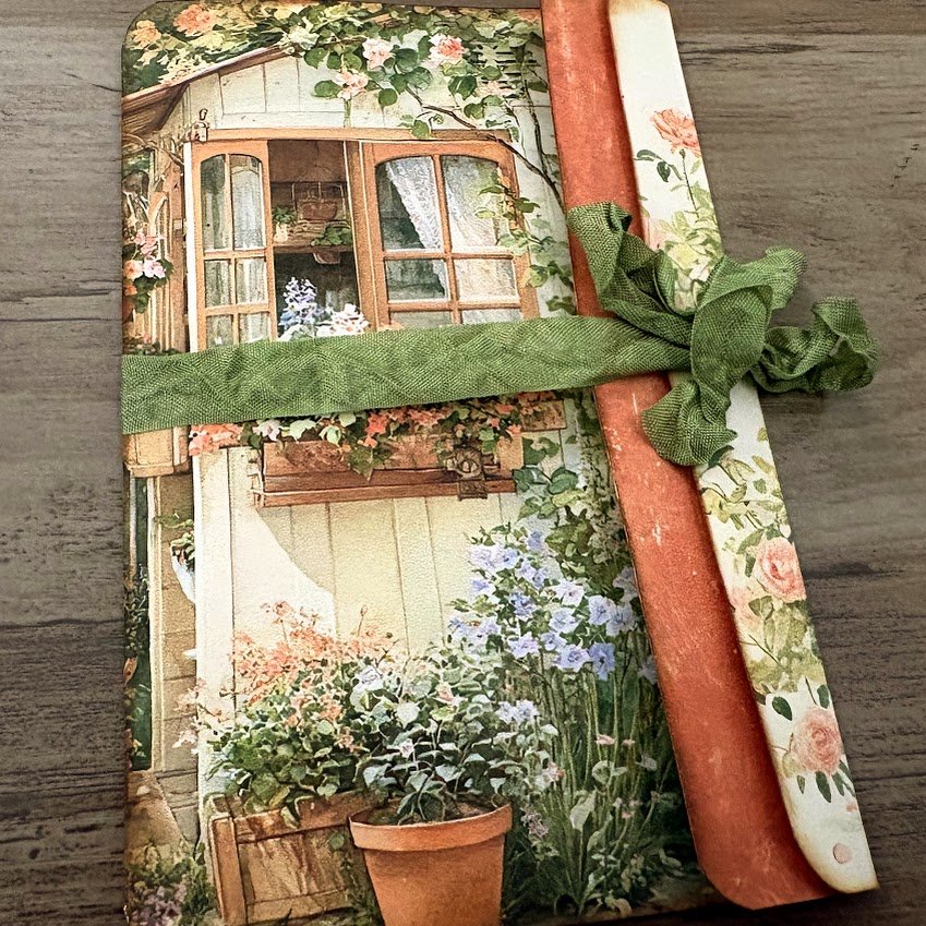 Friday Quick Makes | Easy Garden Cottage Folio with Hidden Writing Space