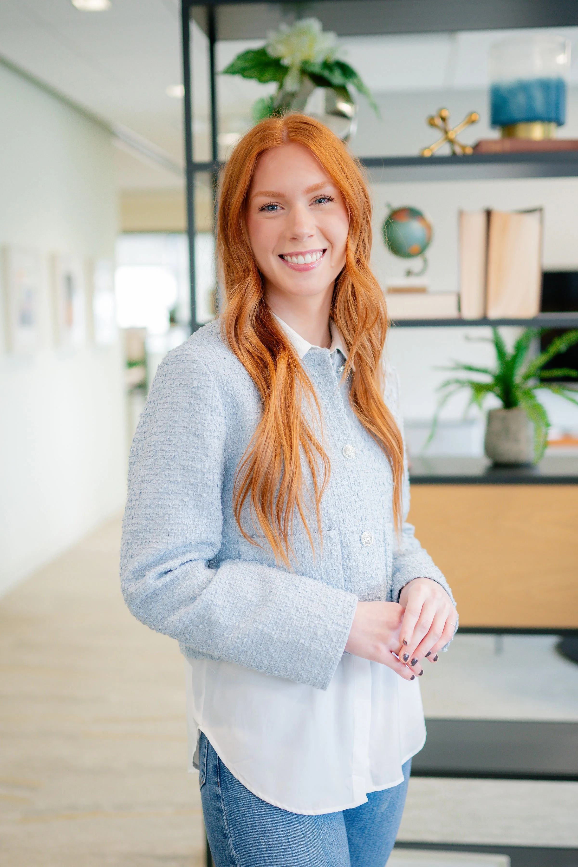 Dallas headshot photographer captures a headshot of a business professional with stunning natural lighting