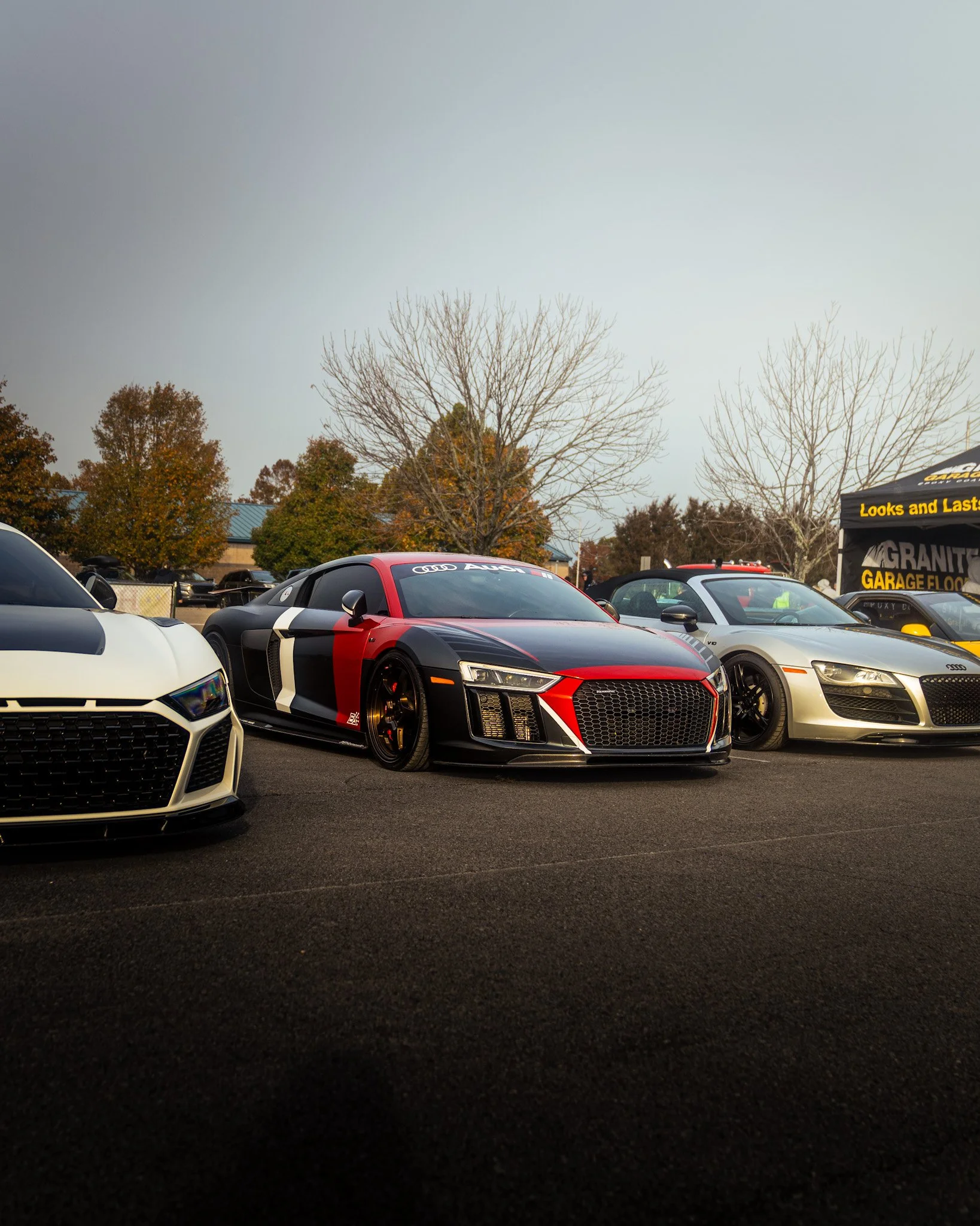 Lineup of Audi R8's