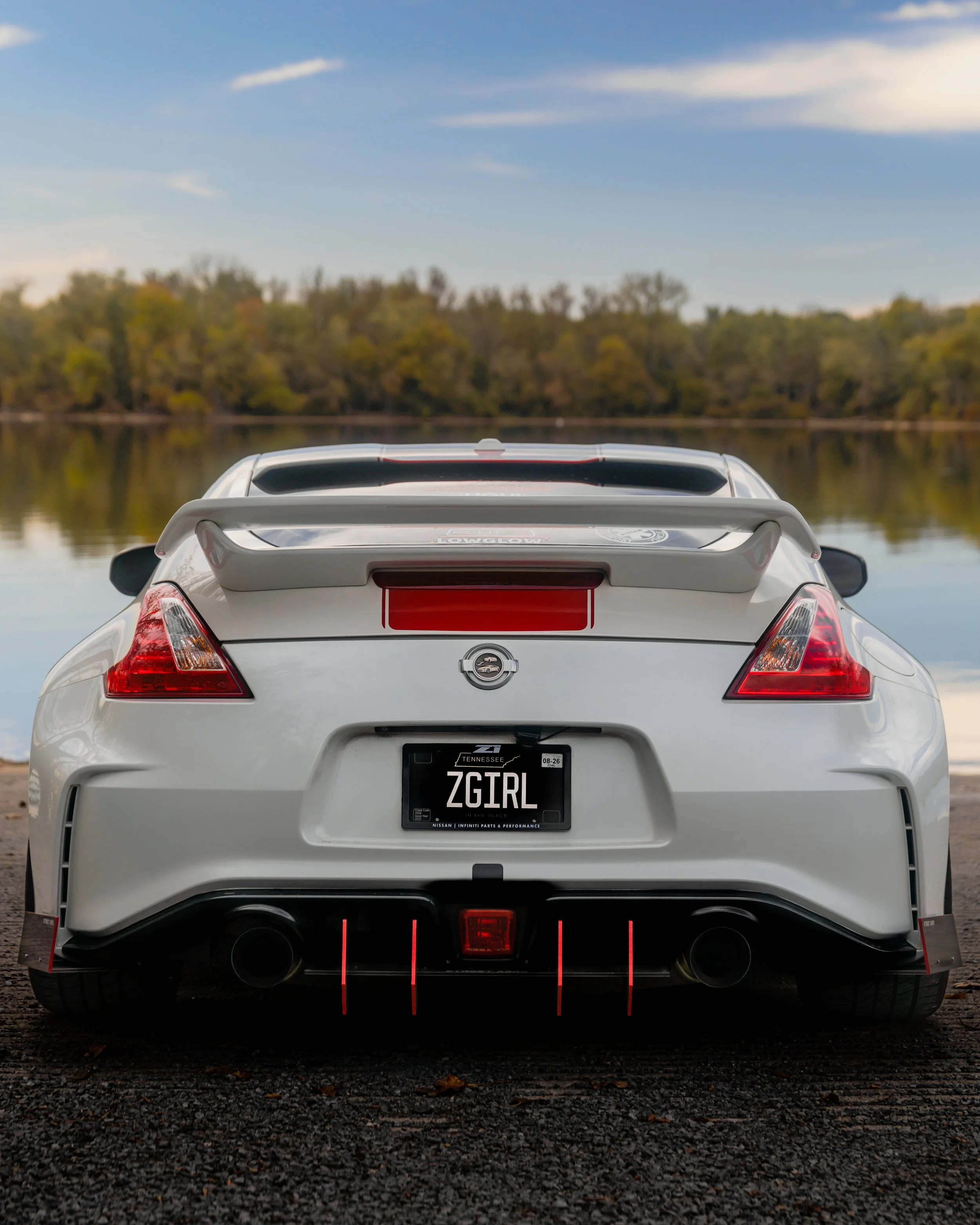 straight on rear shot of @z34grl 370z 