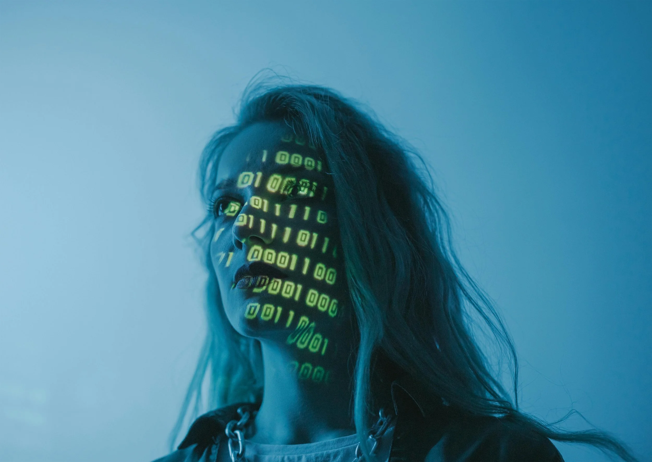 Art and AI at the Threshold of Dictatorship