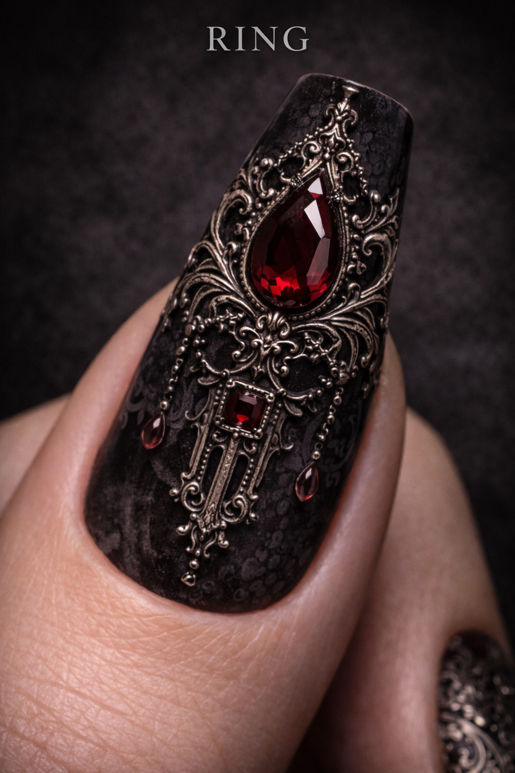 gothic veirl heress ring.png
