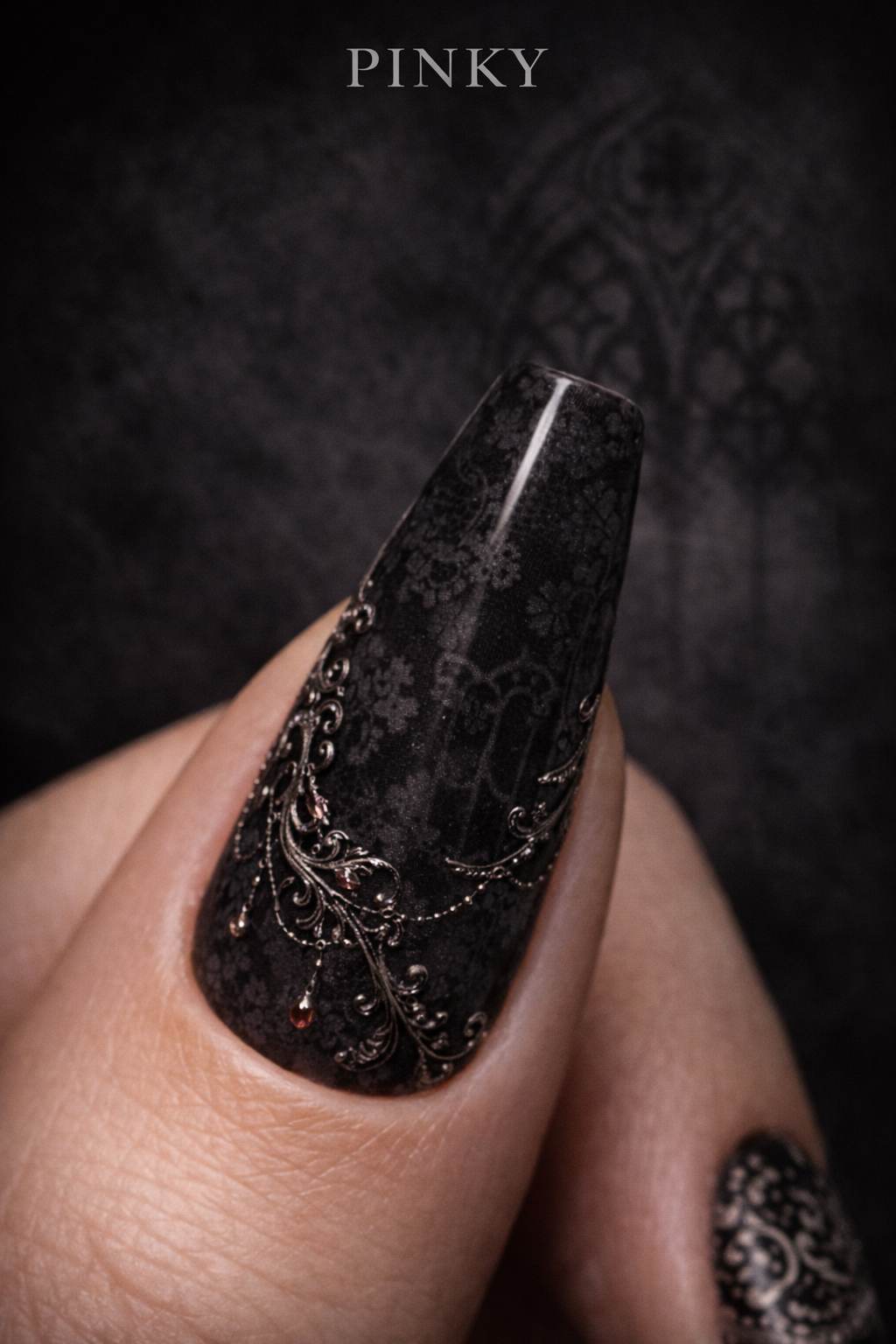 gothic veil heiress pinky.png