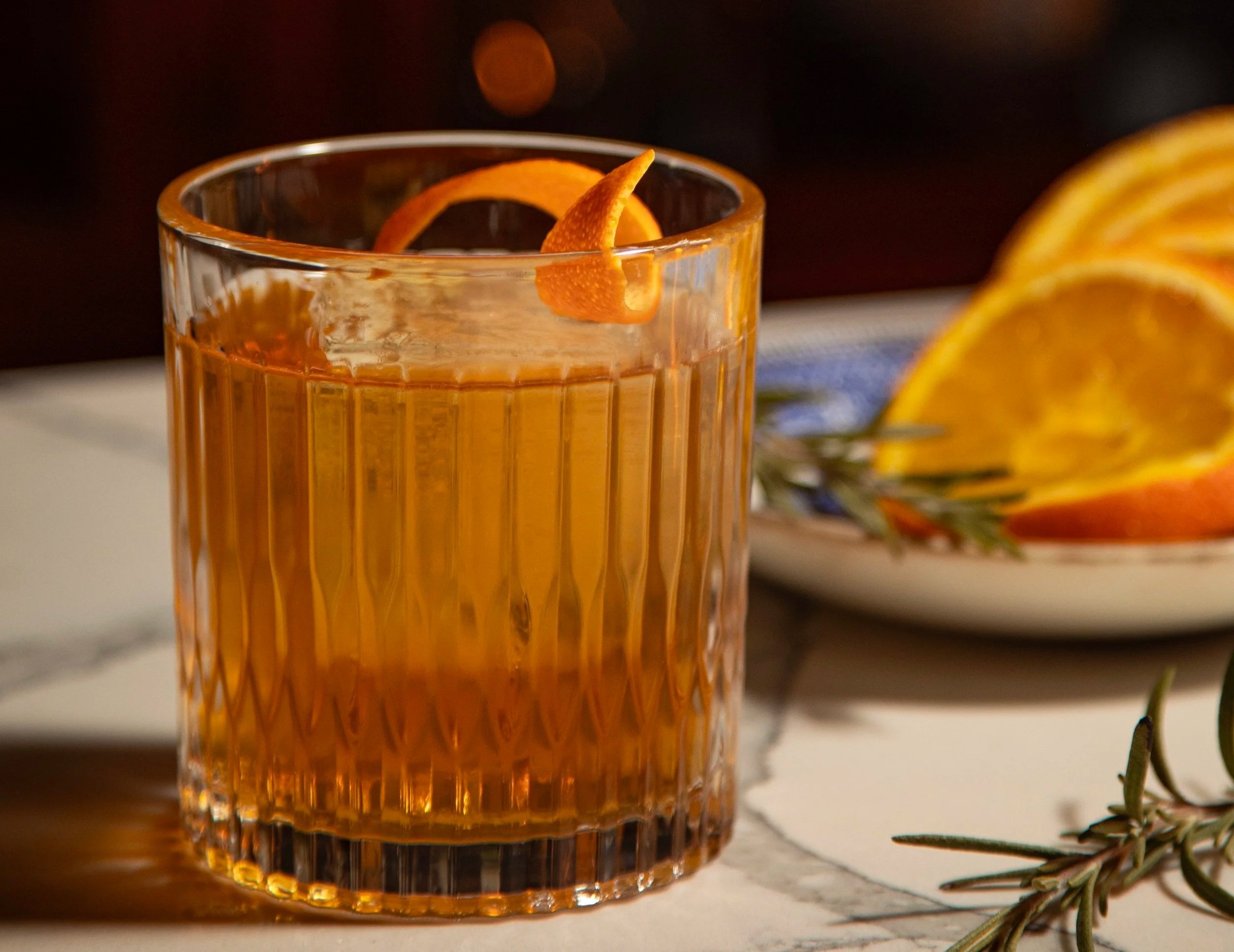 Smoked-Rosemary-Old-Fashioned-02.jpg