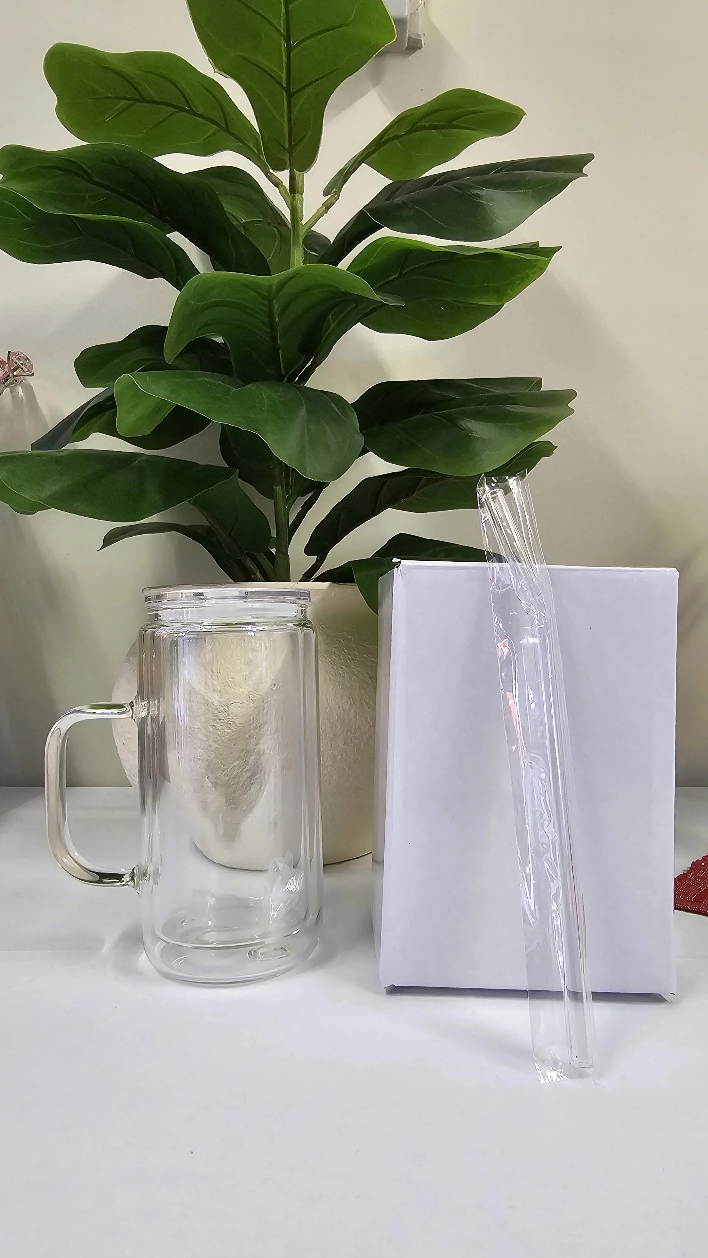 Snowglobe Glass Mug with Handle - 16oz - Clear Lid