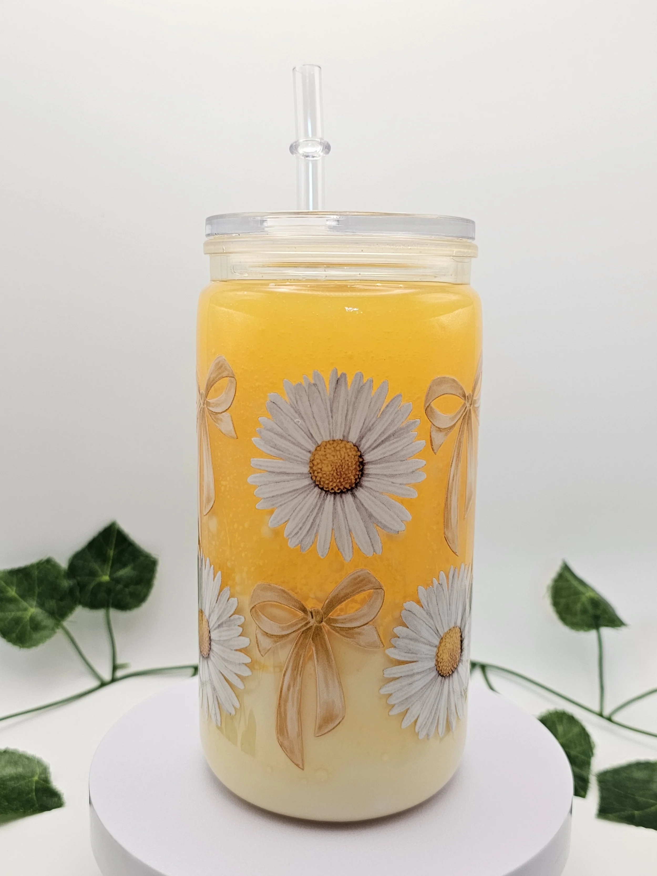 Golden Daisy Dream - Snowglobe Tumbler