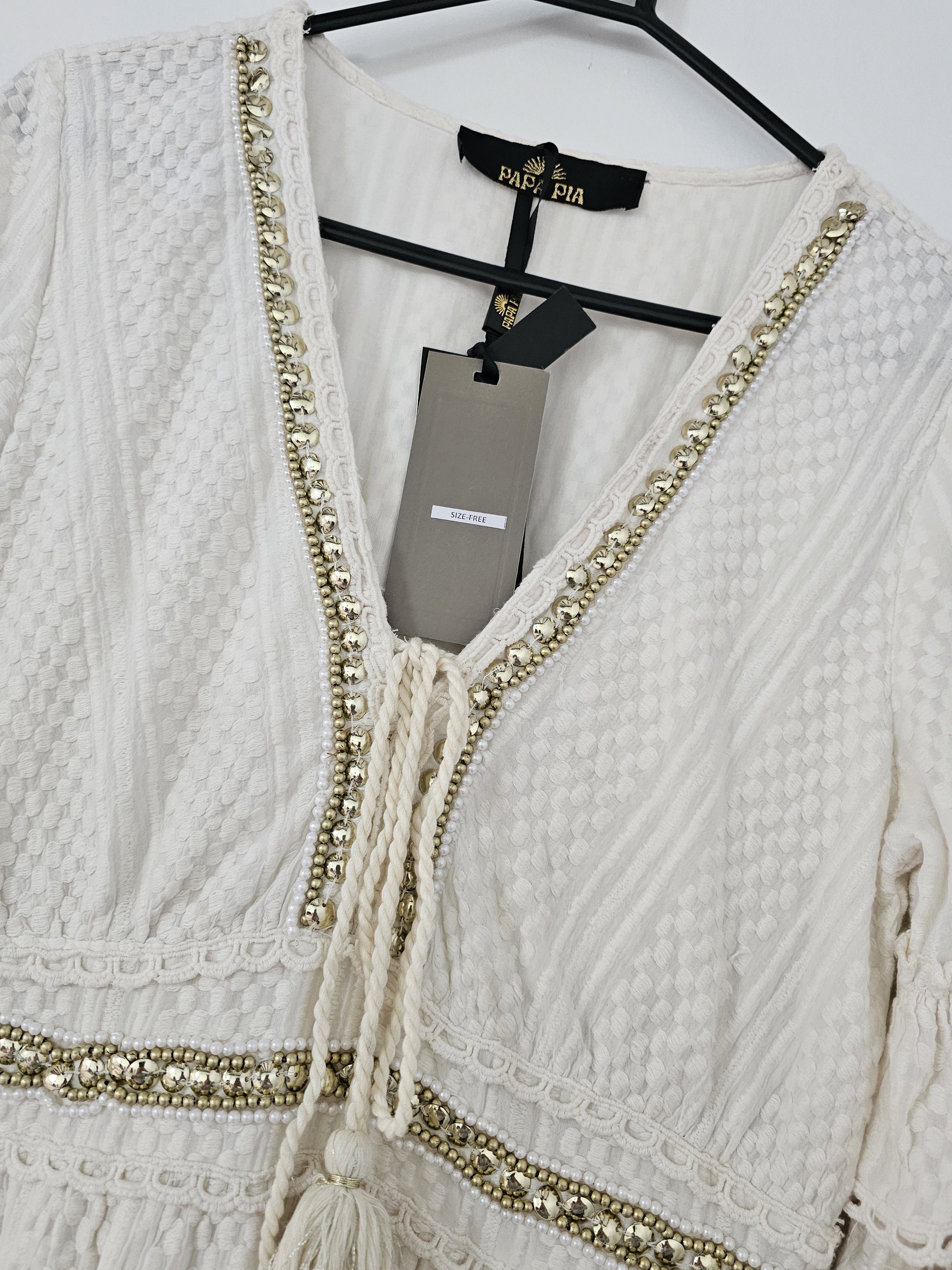 Aurelia Élan Lace Maxi Dress (1).jpg