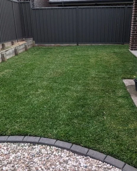 Grantham Farm Homeowners: Reclaim Your Weekends

Between buying equipment, storing tools, maintaining fuel and batteries, and finding time every weekend to actually mow &ndash; lawn care becomes another burden on your already-packed schedule.

There'