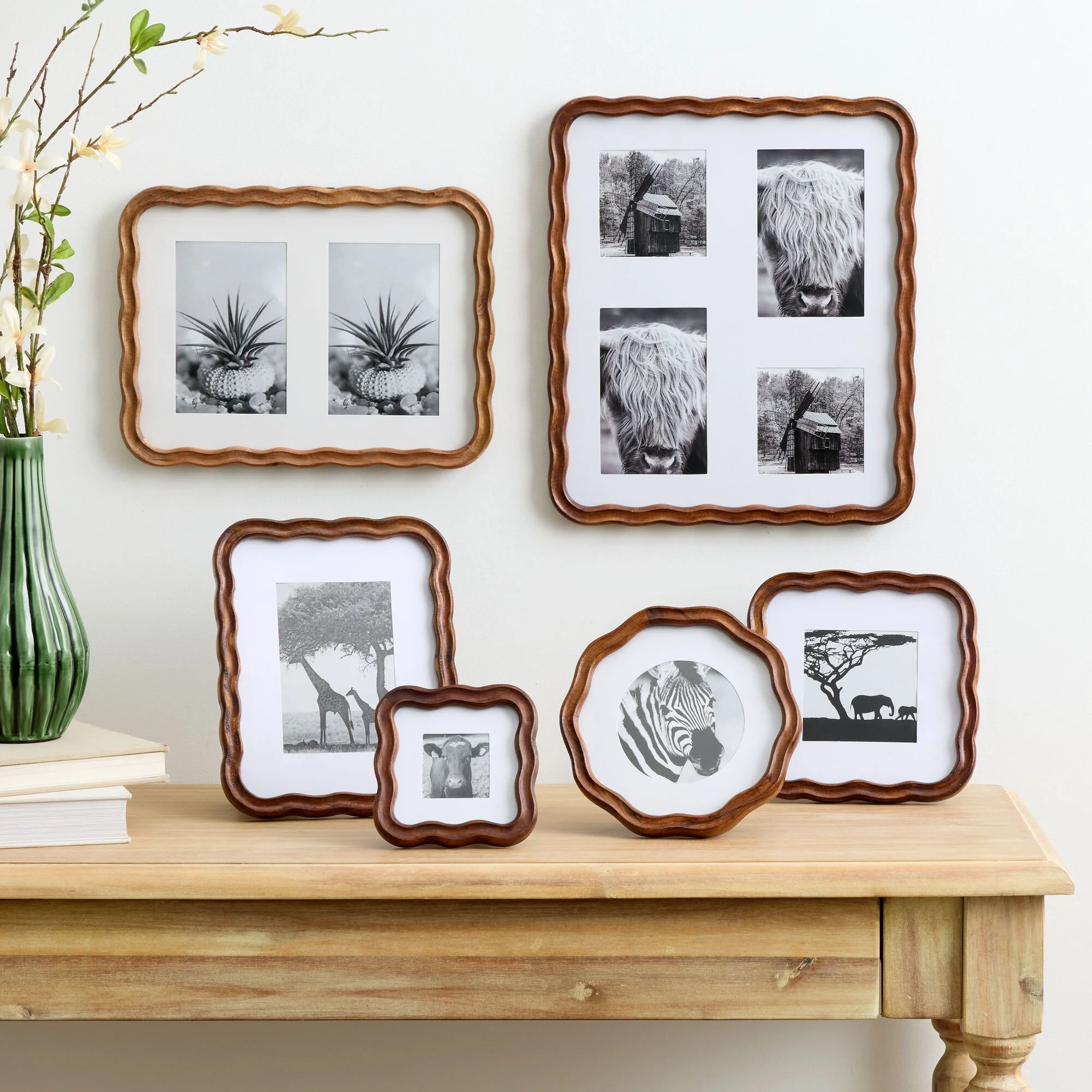Scalloped Picture Frames