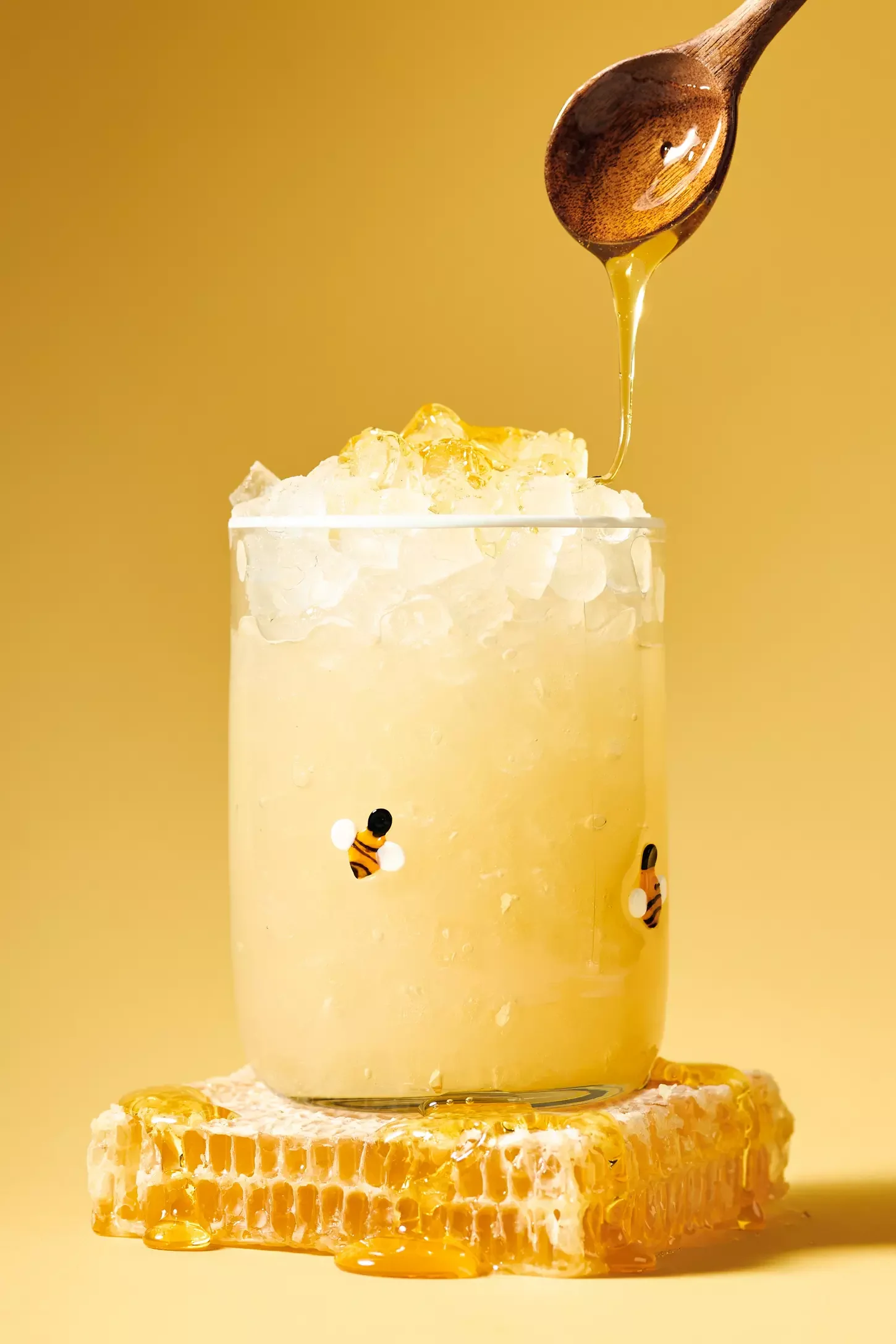 Icon Juice Glass: Bee