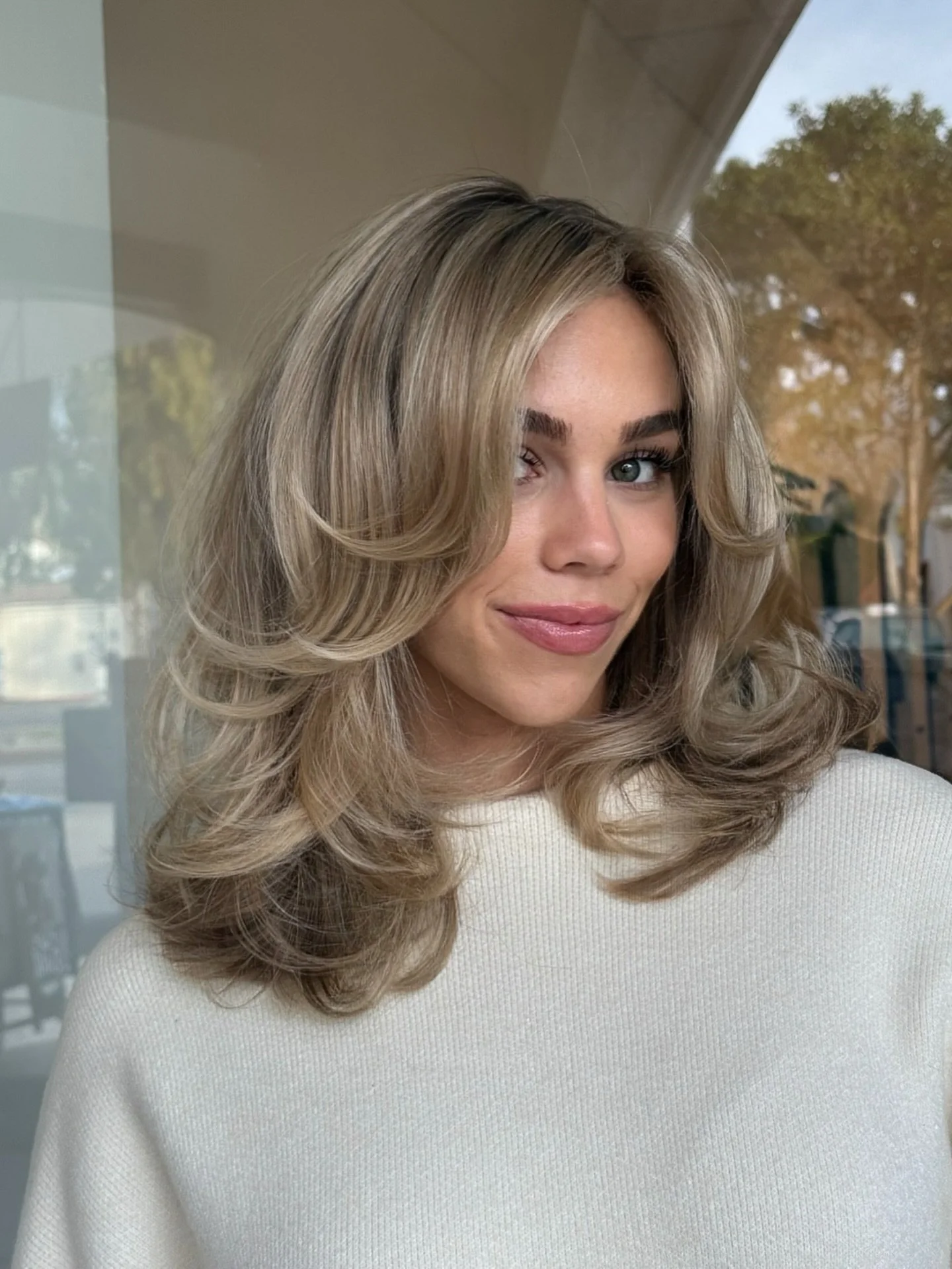 Lived in color + layers by @lindseydrewbeauty 👛

#santabarbarahairstylist #santabarbara