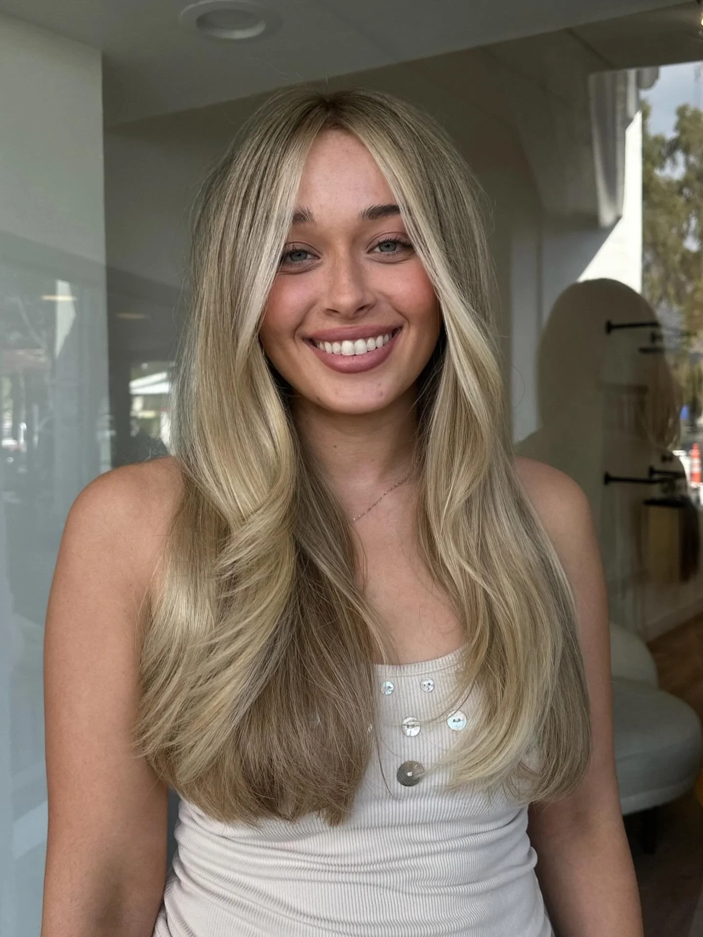 @jadelarahair &amp; blondes. Name a better duo&hellip; we&rsquo;ll wait.

#santabarbarahair #centralcoasthairstylist #venturahairstylist #slohairstylist