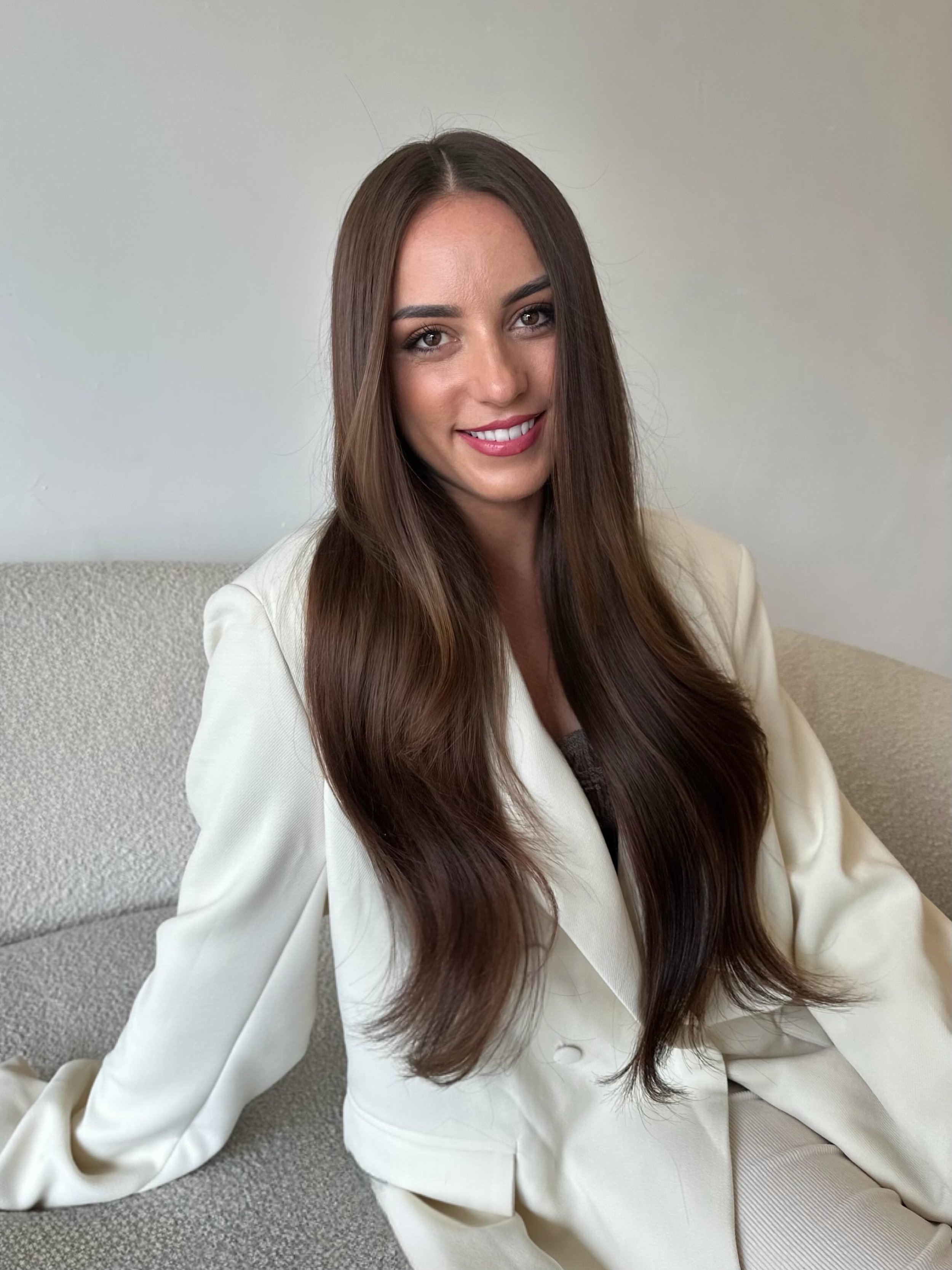 Luxury extensions that still look like your hair, just better.
22&rdquo; Individuals for length &amp; volume installed by @lindseydrewbeauty 🥂

#hairsalon #keratinbonds #santabarbara #hairextensions