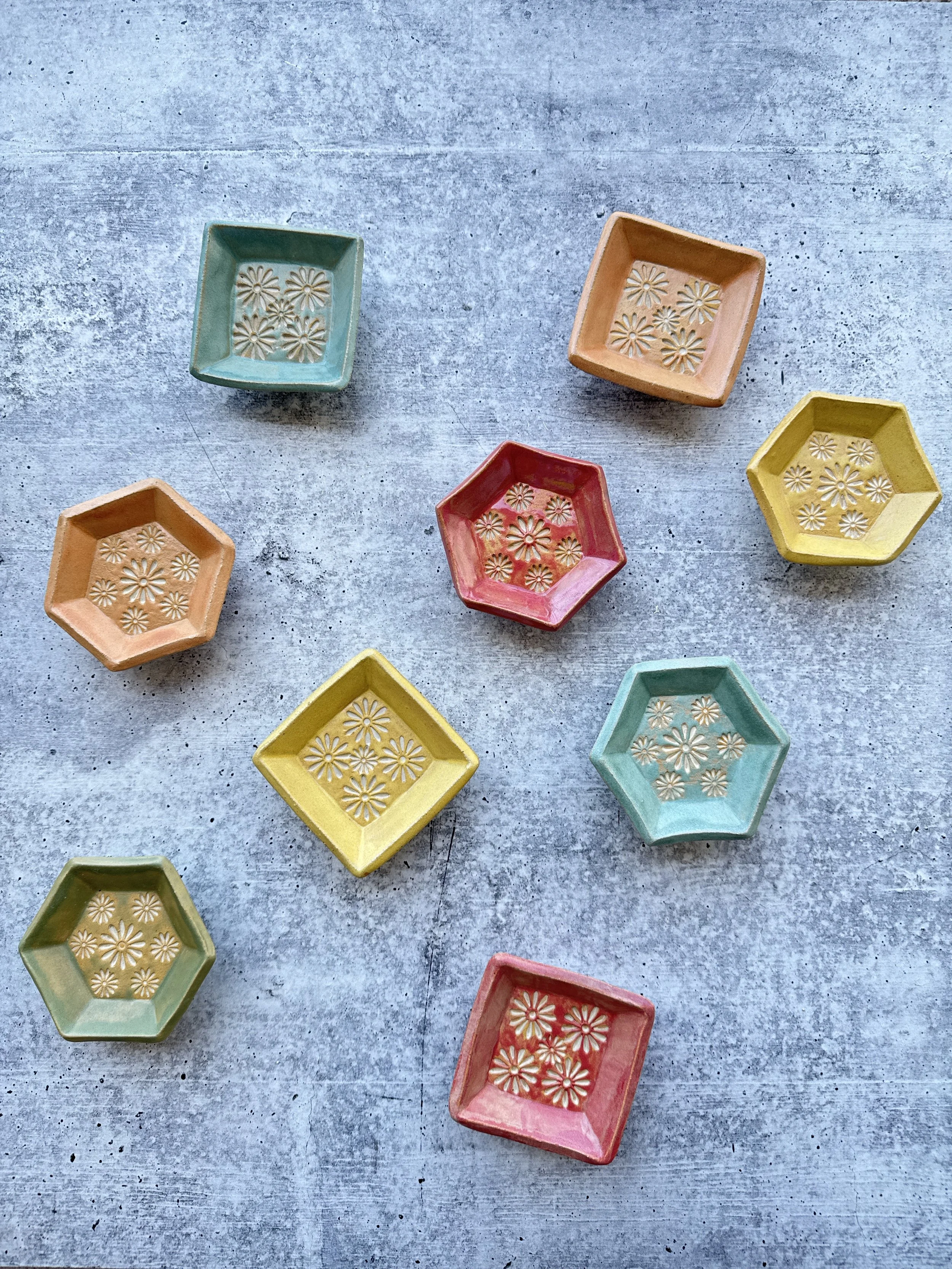 Mini Flower Plates (Square)