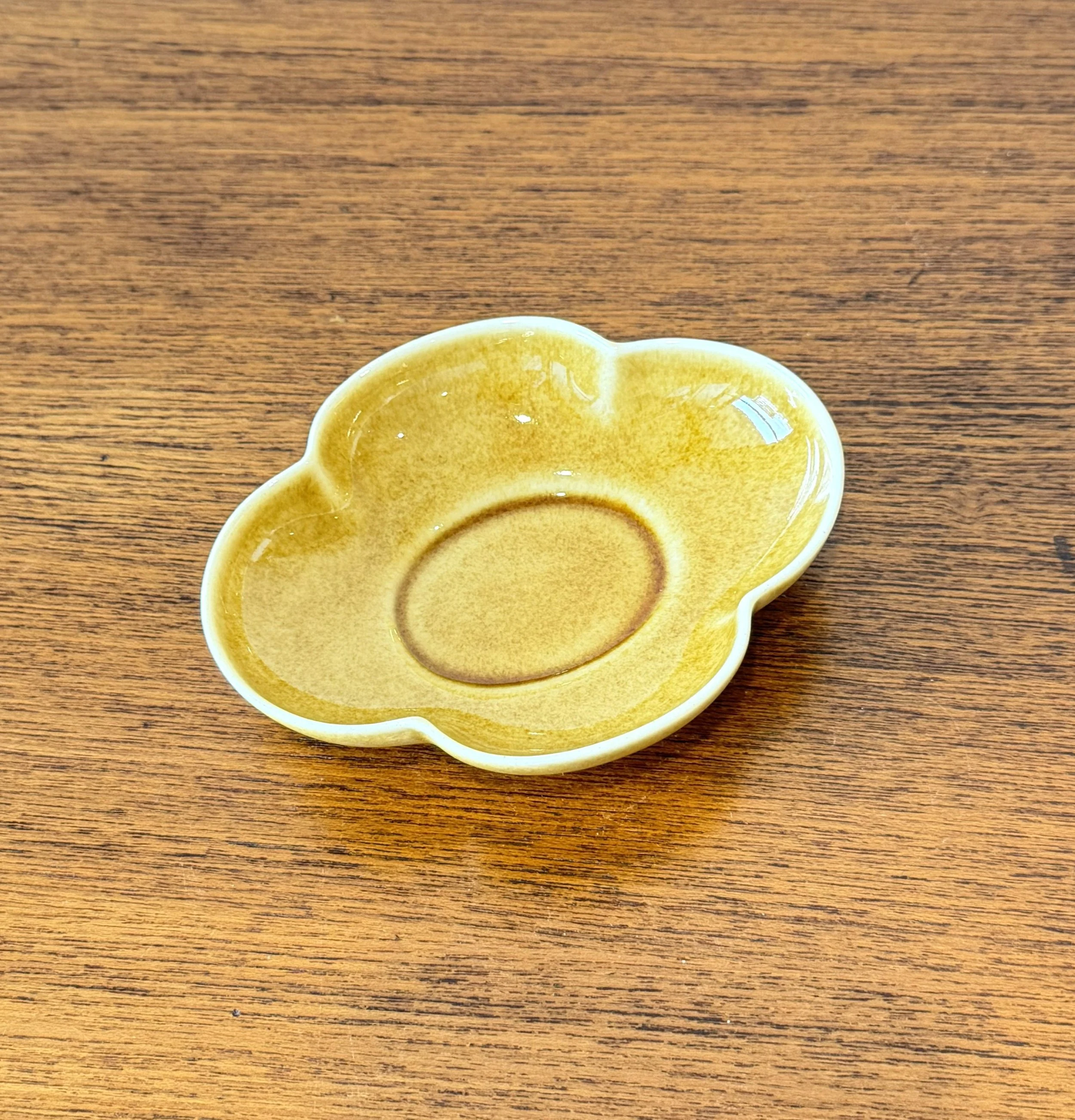 Mino Ware Golden Glazed Side Dish