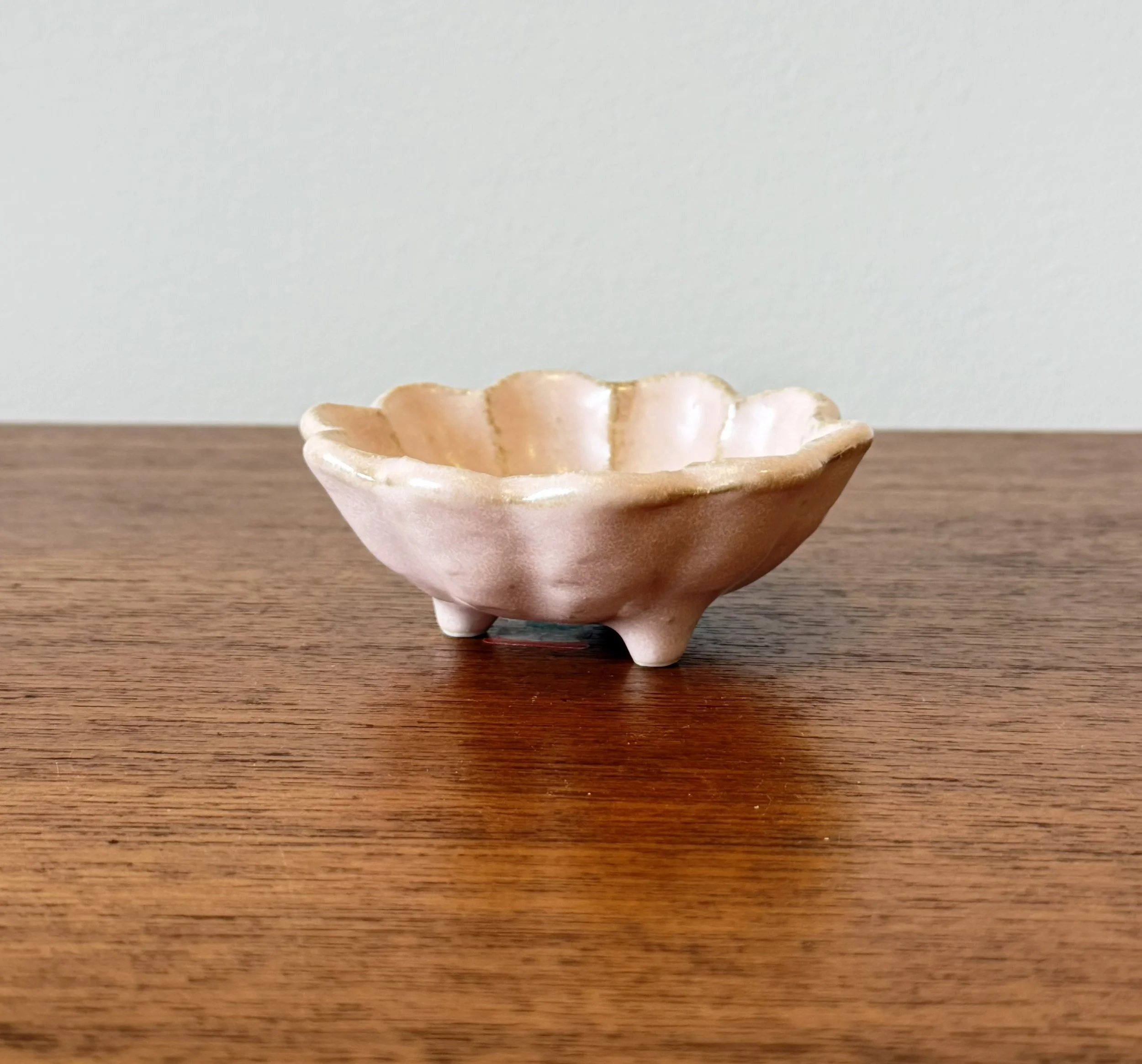 Rinka Bowl -  Pink Petal Design