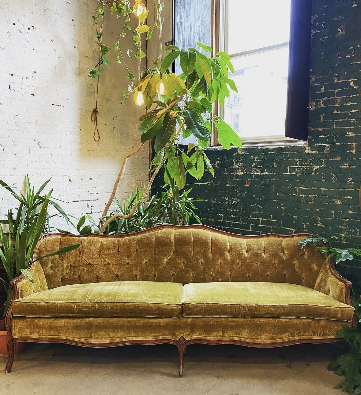 ADORN Vintage Furniture & Designs