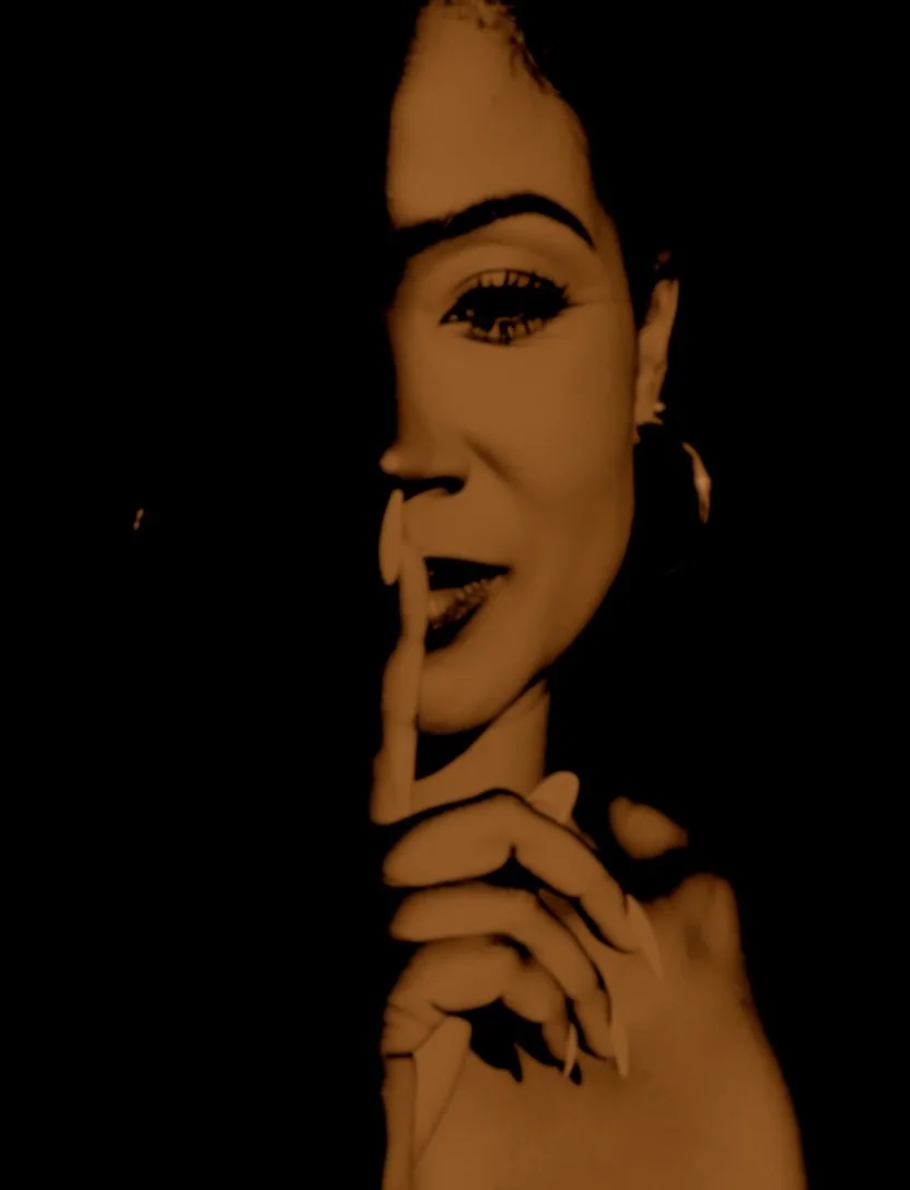 13 Psychological Weapons of Feminine Influence