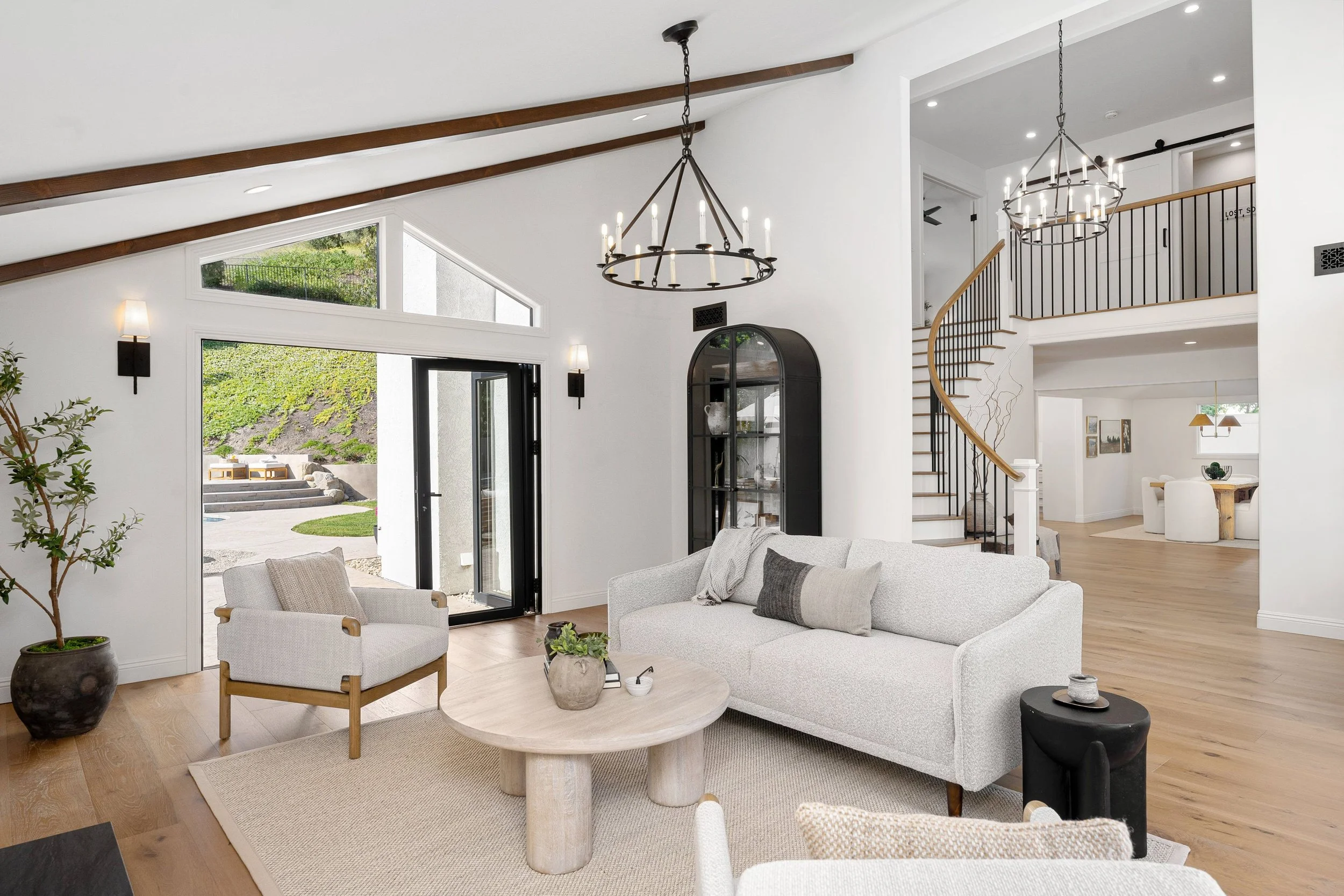 Living Room.jpg