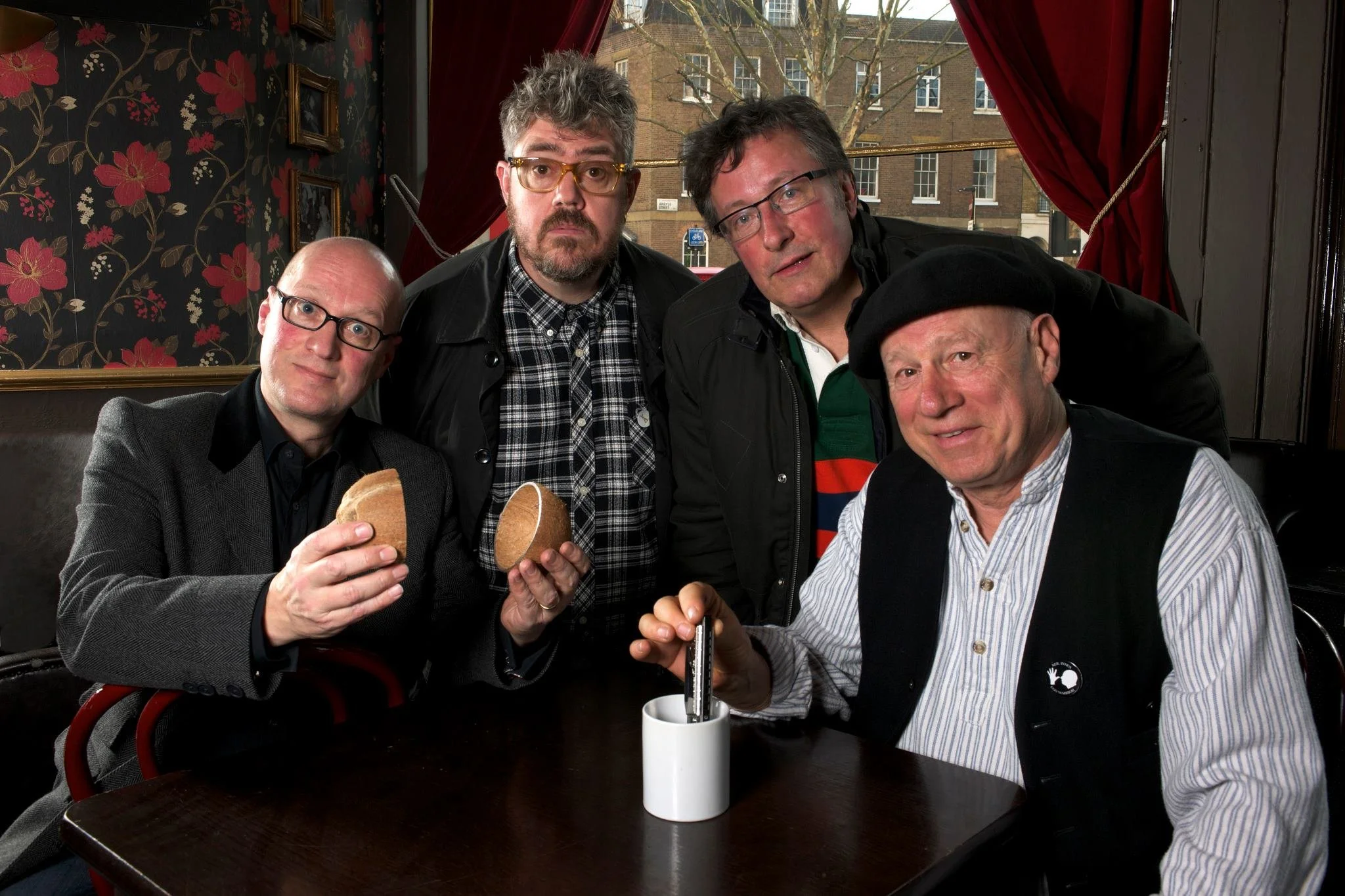 Adrian Edmondson, Phill Jupitus and Neil Innes discuss the Idiot Bastard Band | THE LIST