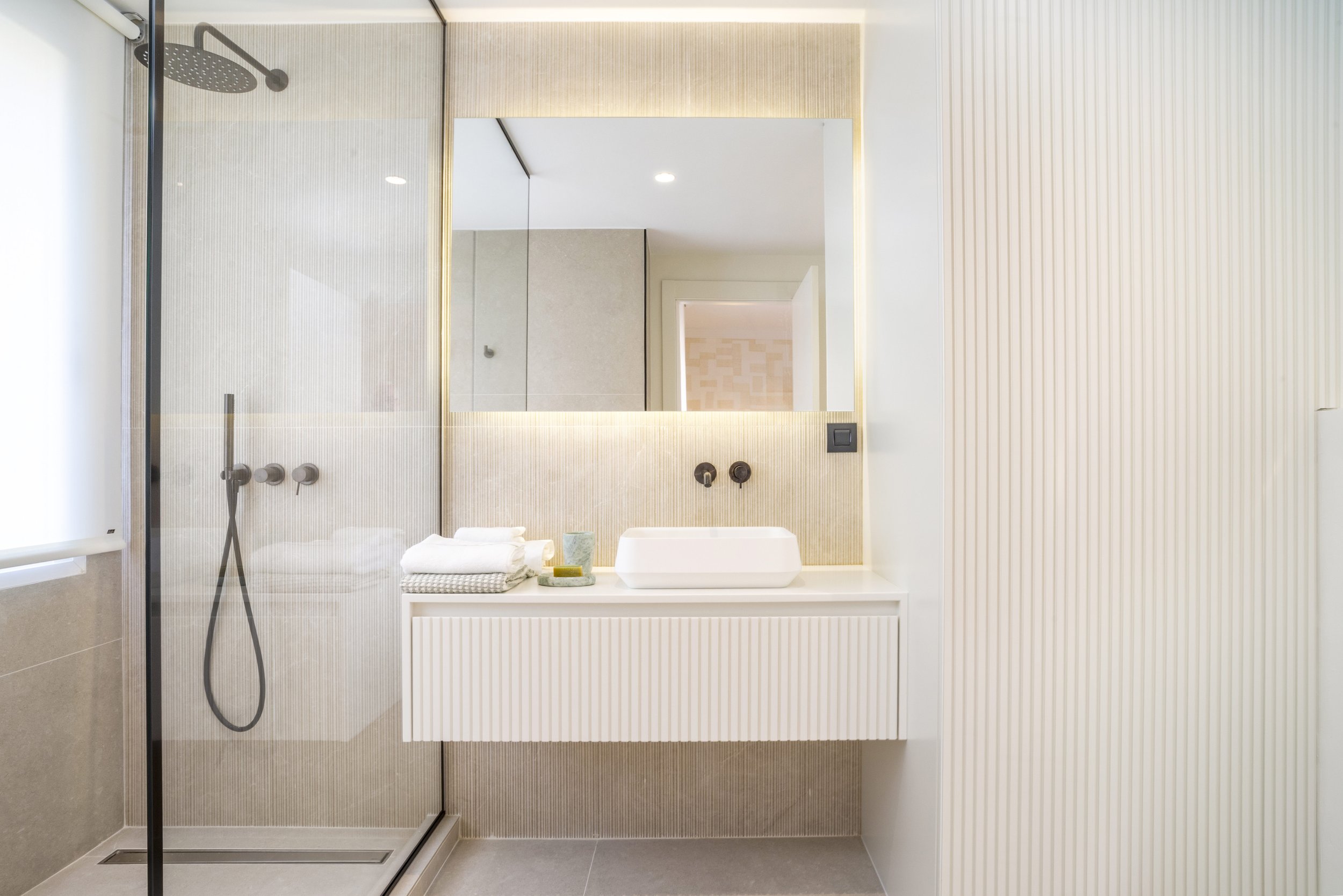 Penthouse Albatros 40.jpg