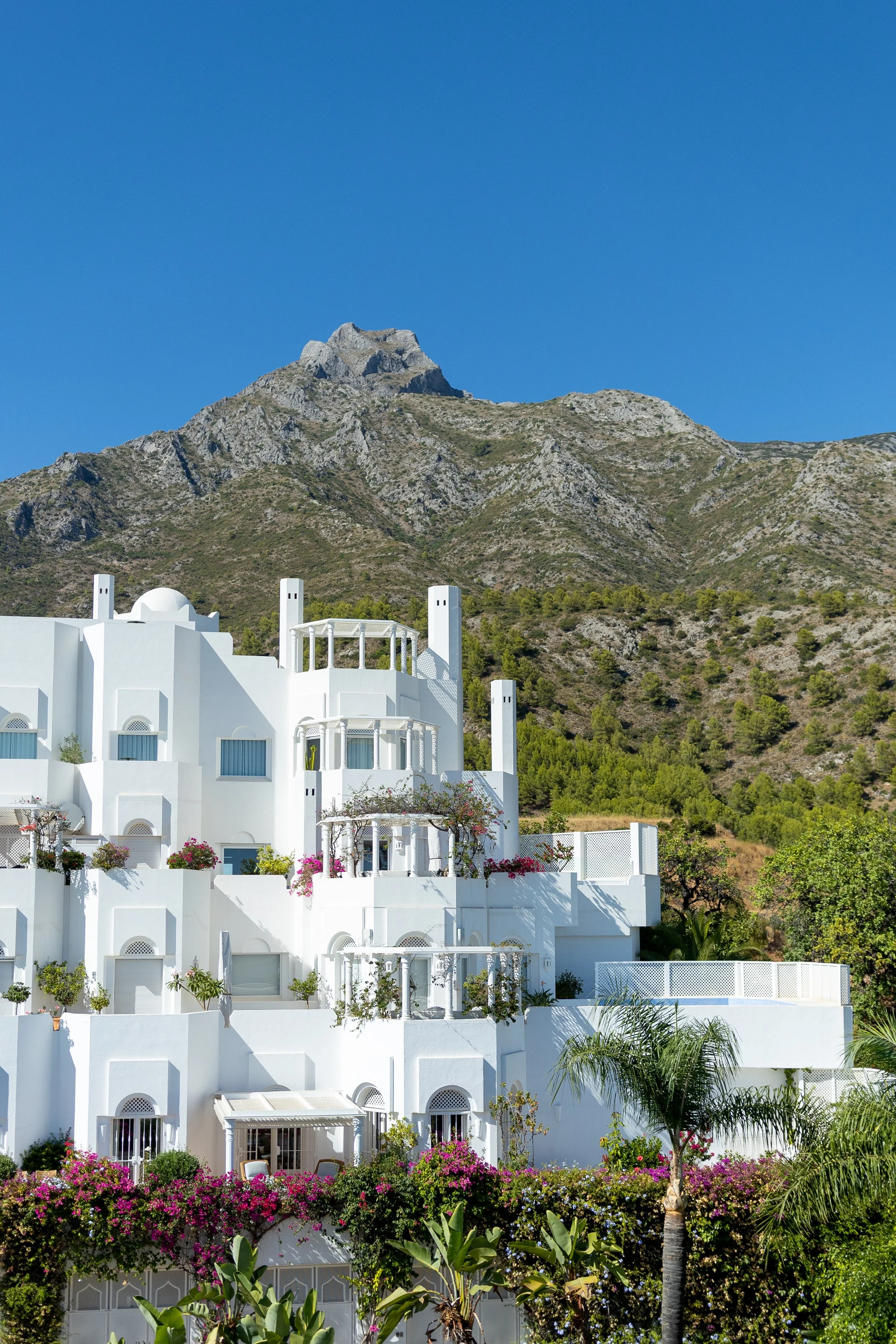 PenthouseColgantes26.jpg
