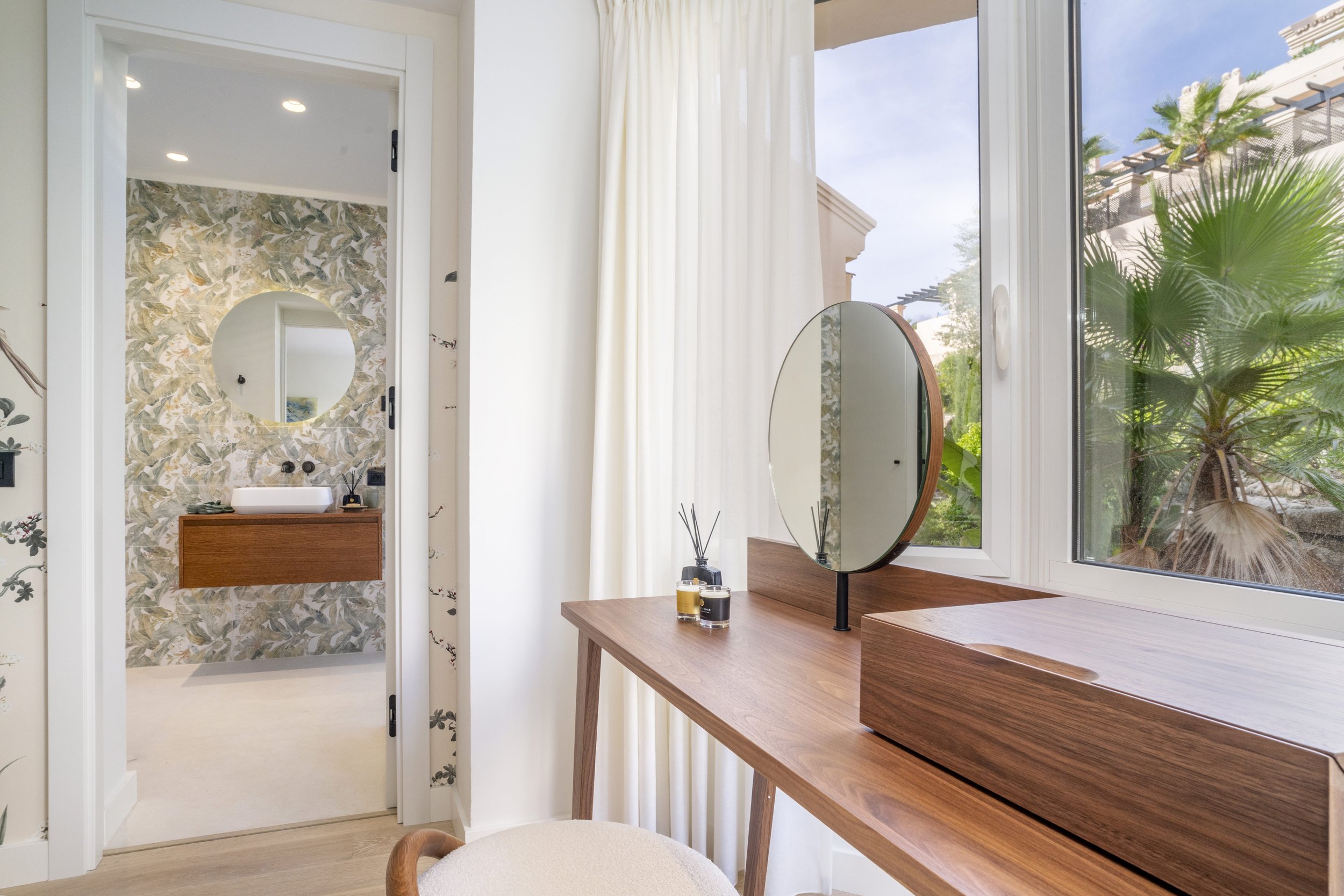 Penthouse Albatros 45.jpg