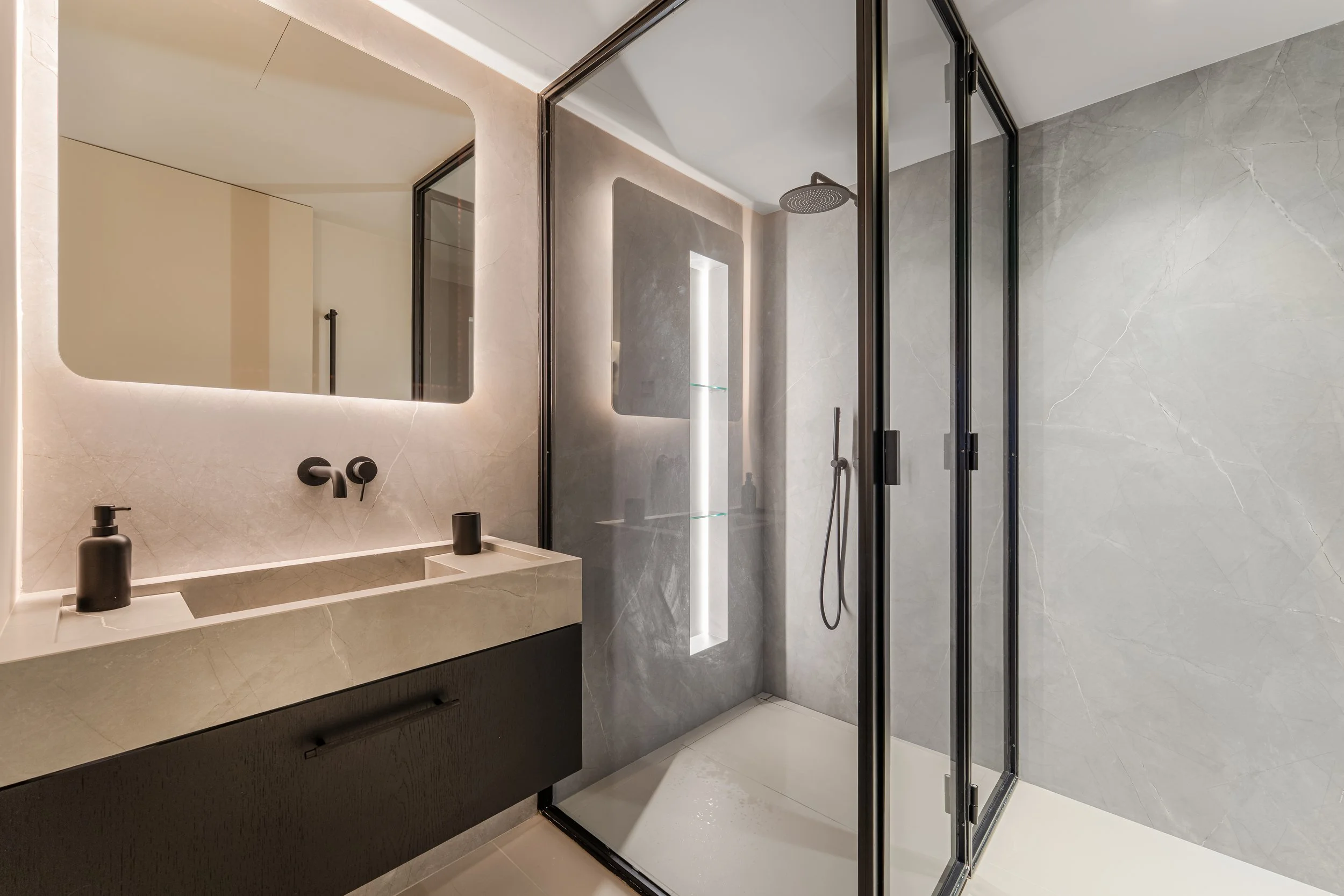 Penthouse Halcon 2-23.jpg